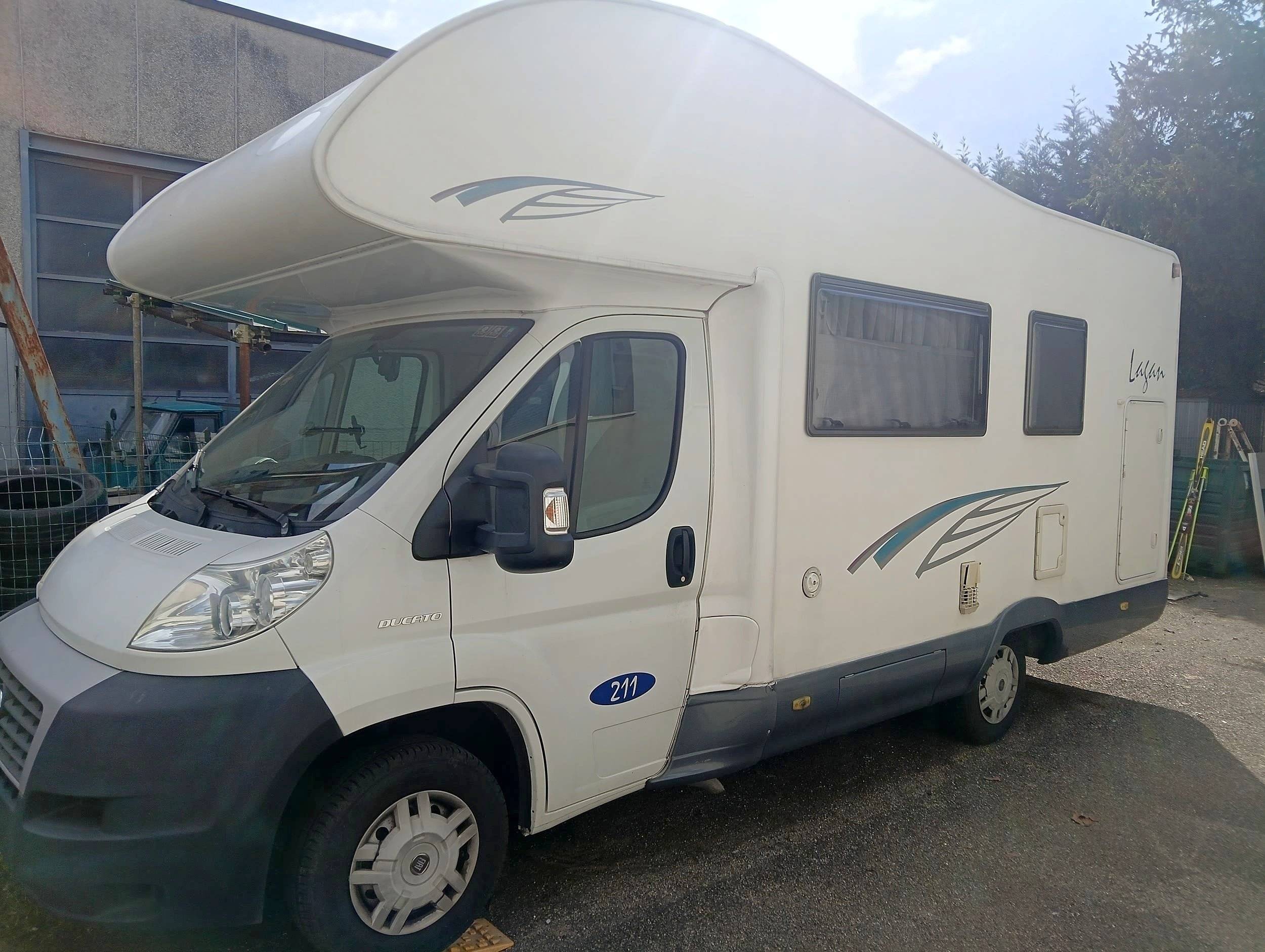 Coachbuilt RV 