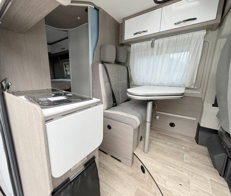 Pössl 2WIN R PLUS Toit relevable