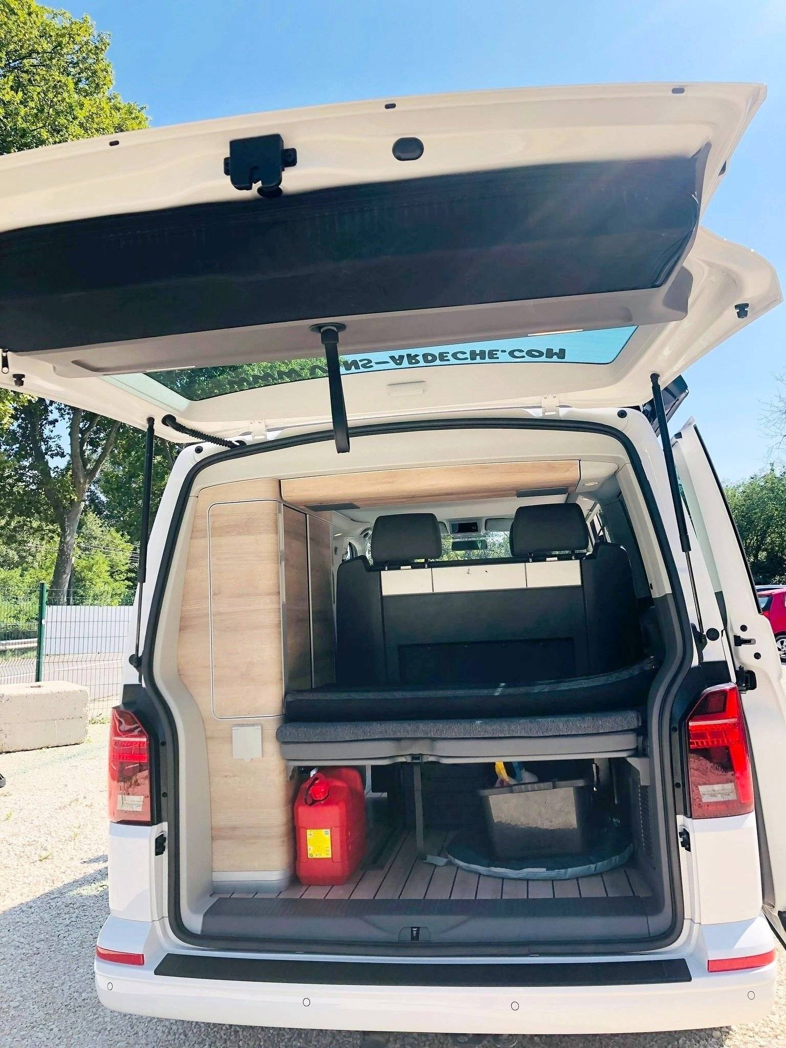 Volkswagen California Coast