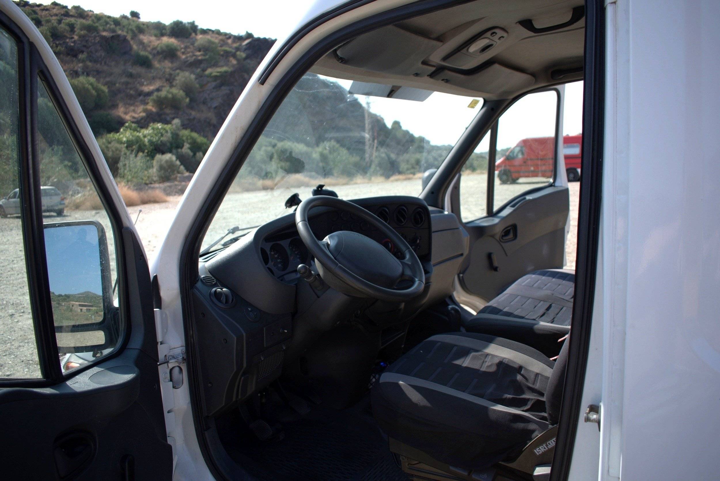 Camper Track Daily 35s11