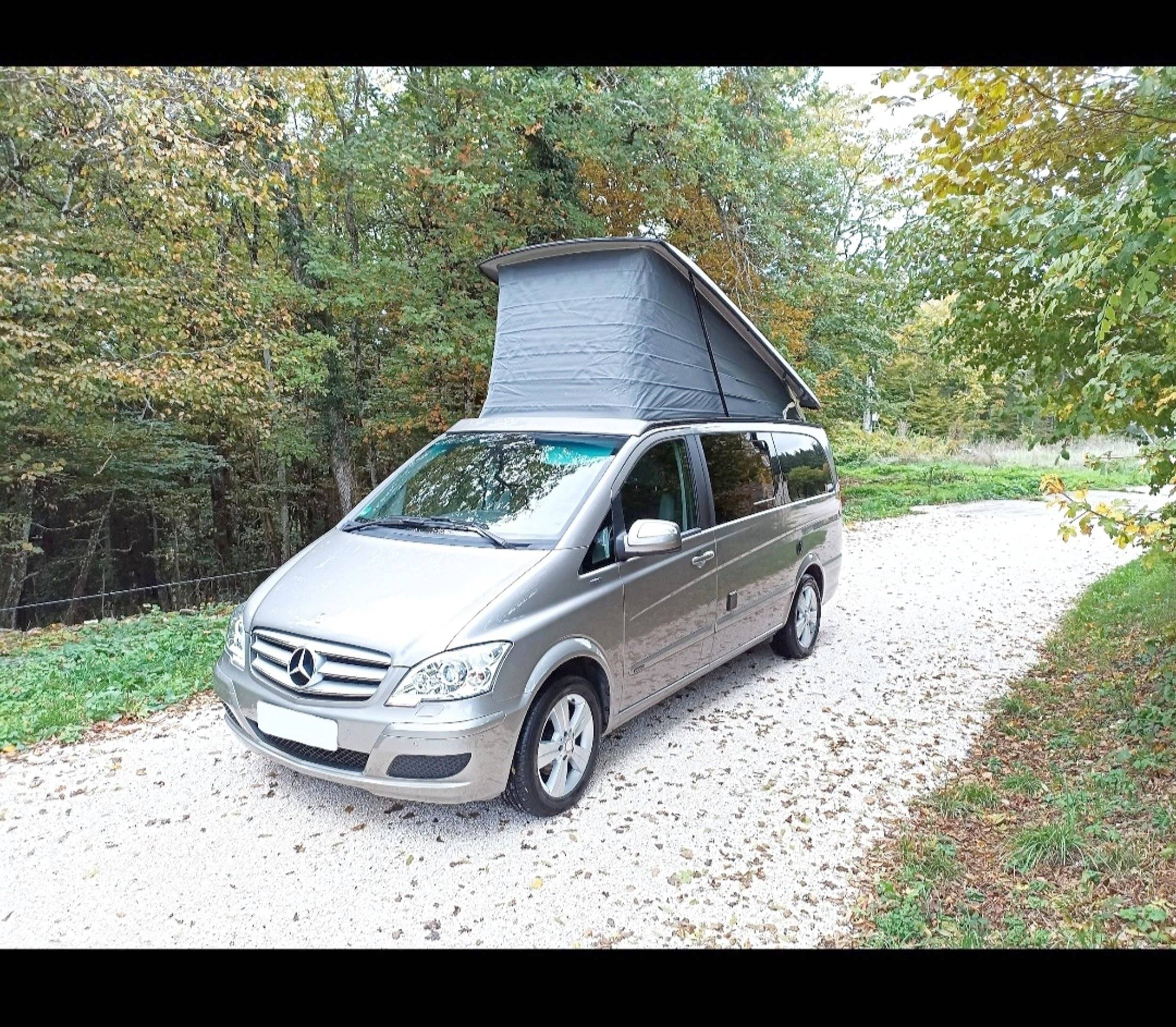 schräge Vorderansicht Mercedes Viano Marco polo 2,2 l 163 ch - Yescapa