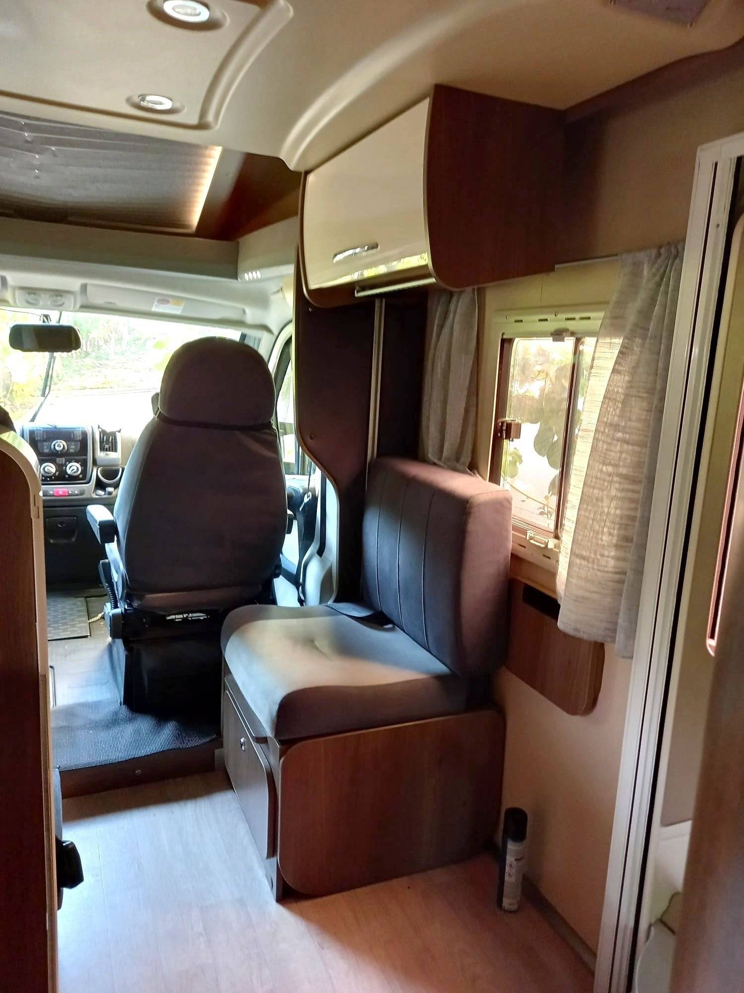 Coin repas Fiat FIAT DUCATO - Yescapa