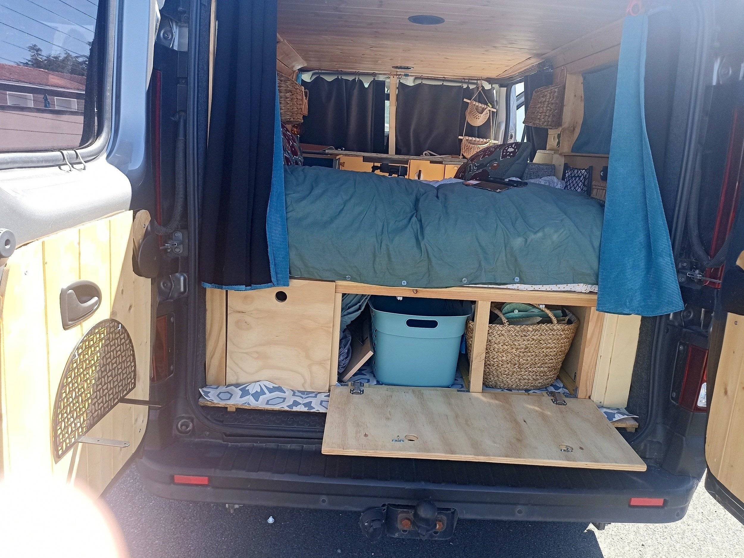 Adria Vivaro