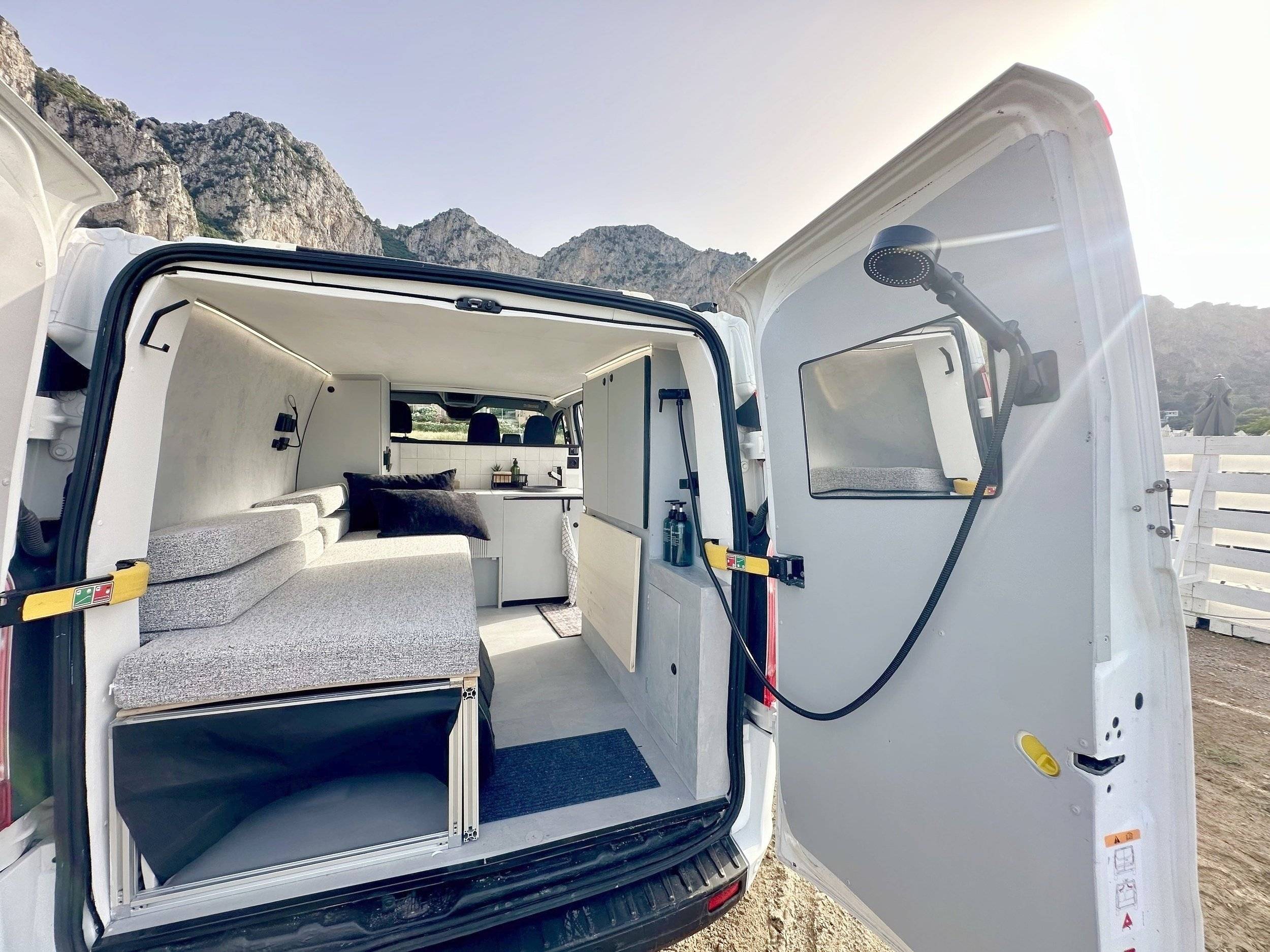 Ford Transit 2,0 l 130 ch