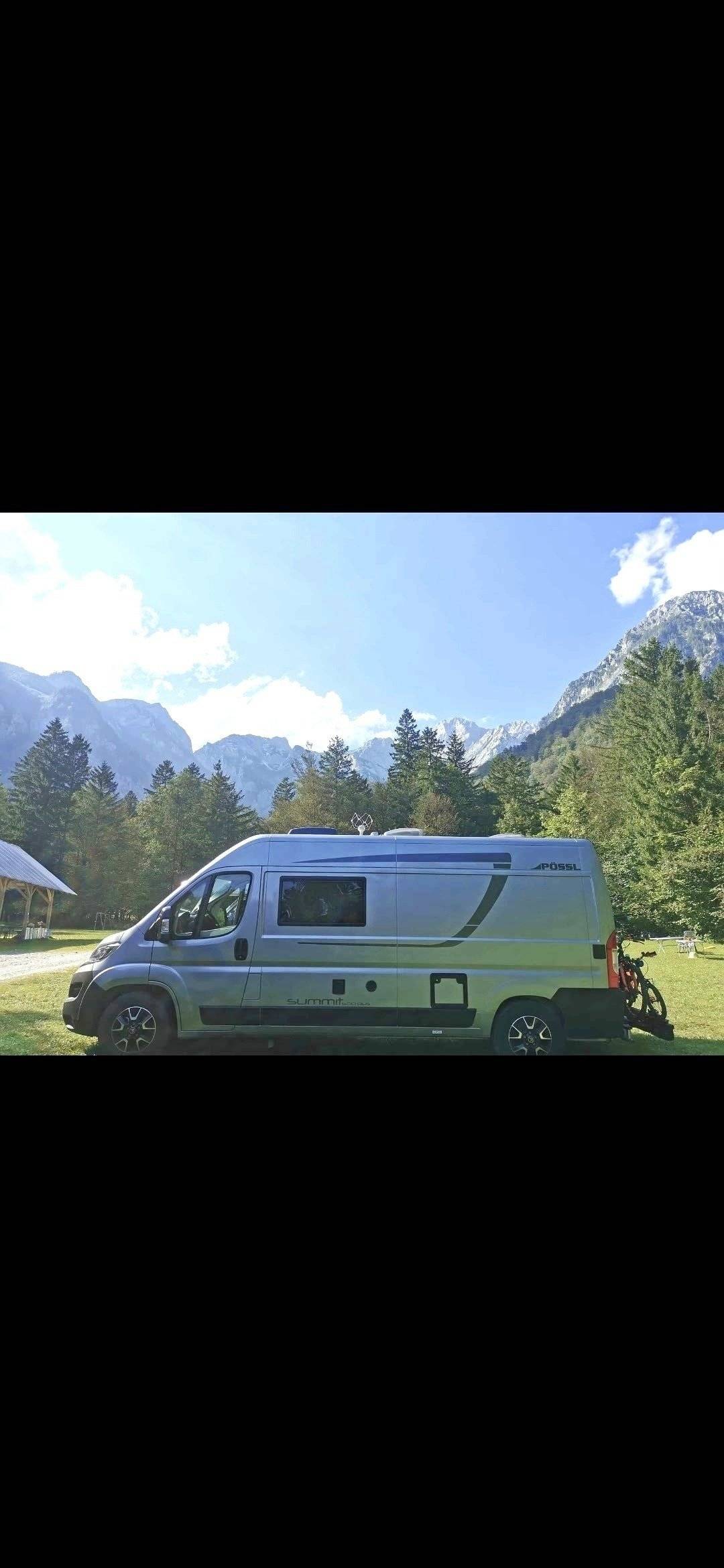 Vue avant de 3/4 Citroën Citroën jumper - Yescapa