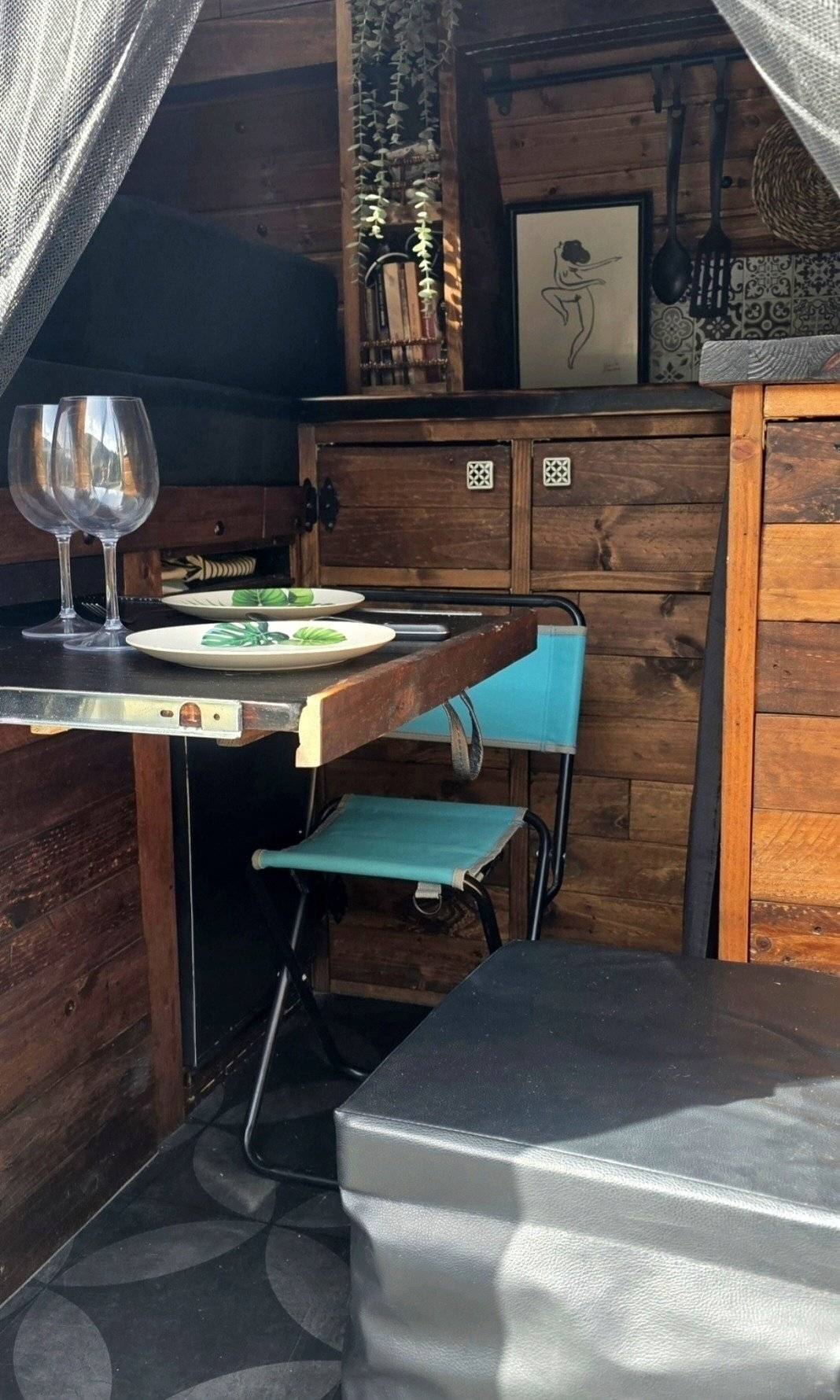 Comedor Ford - Yescapa