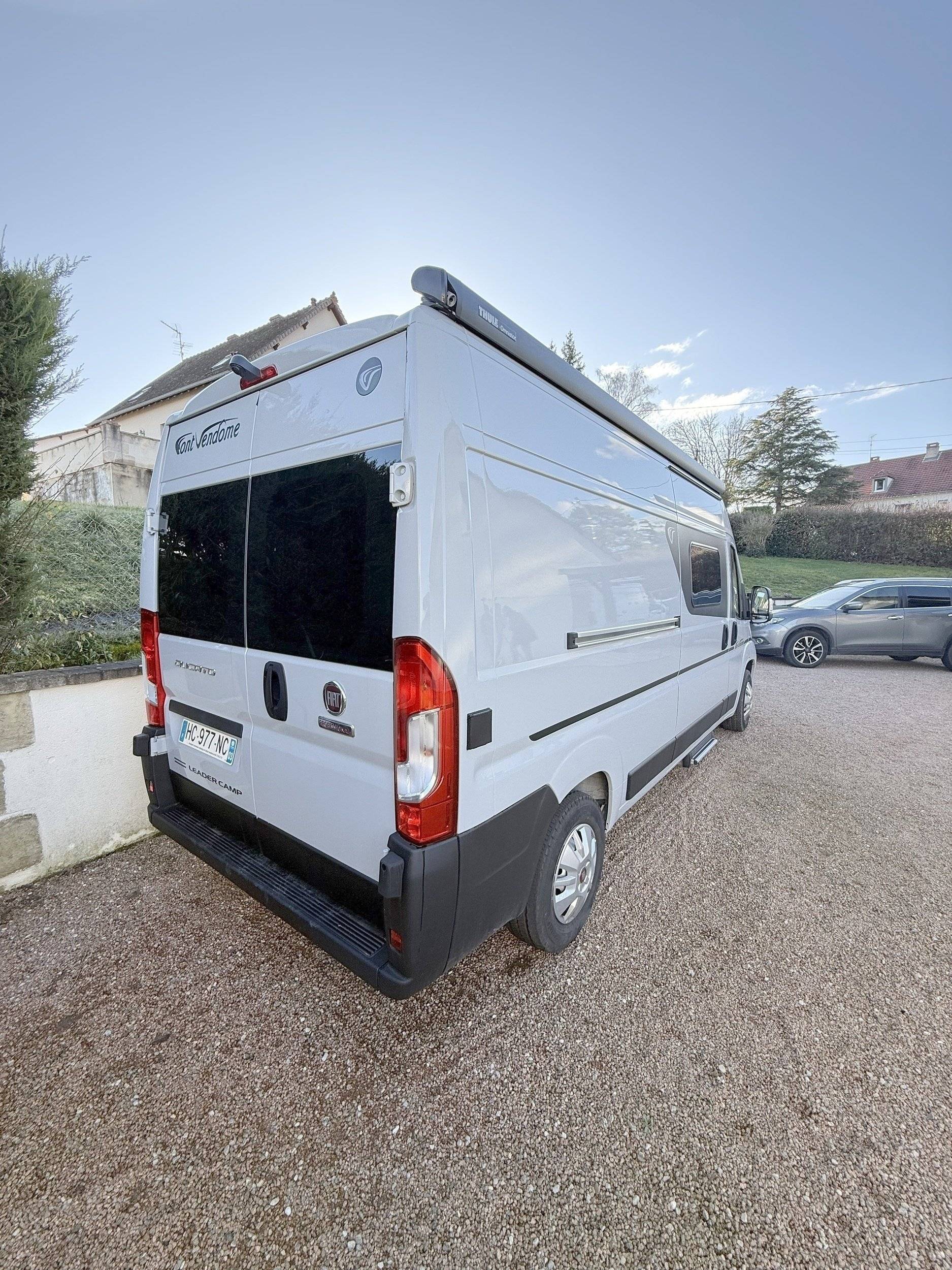 Font Vendôme Leader Camp