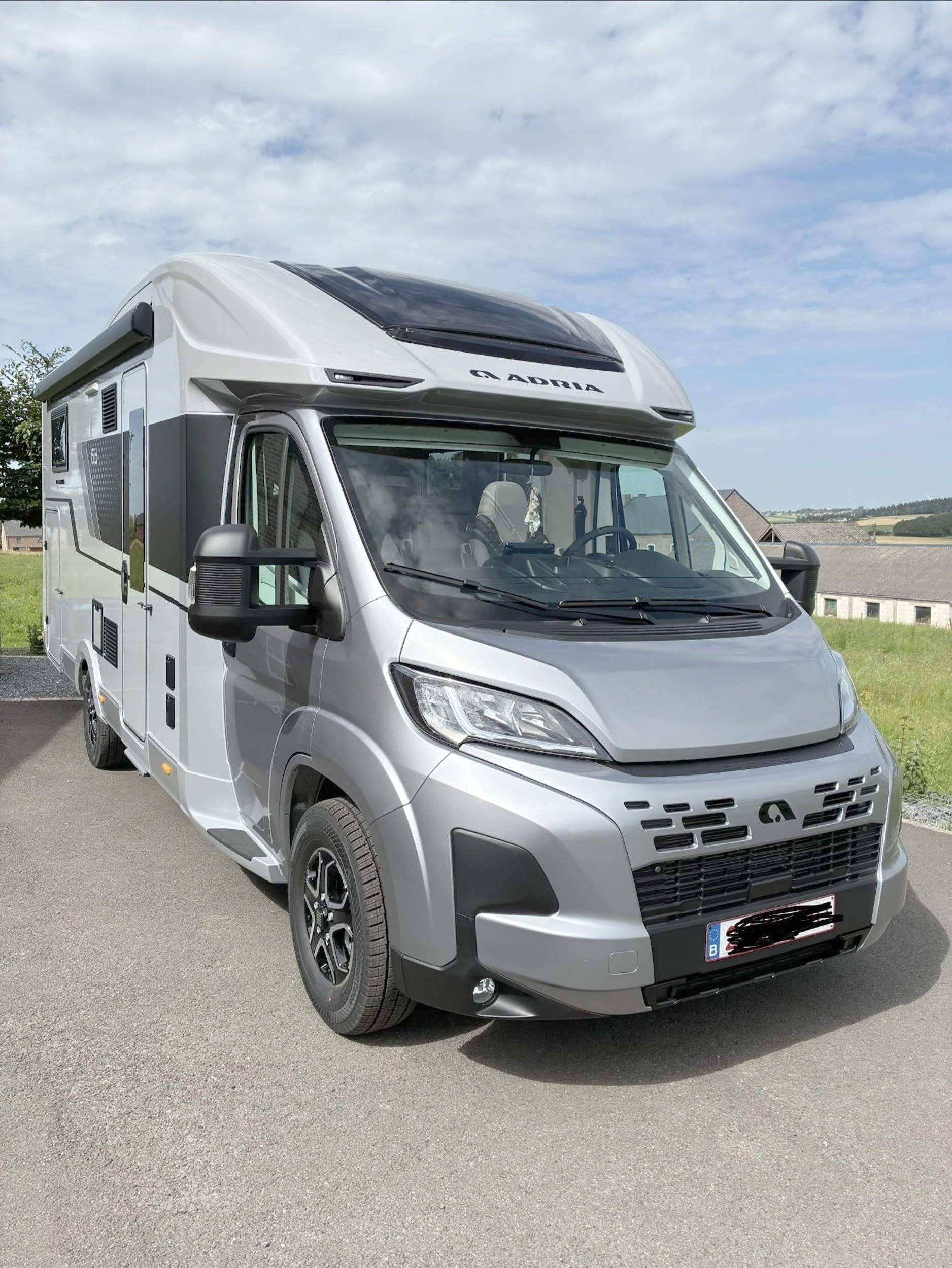 Adria MATRIX 670SL