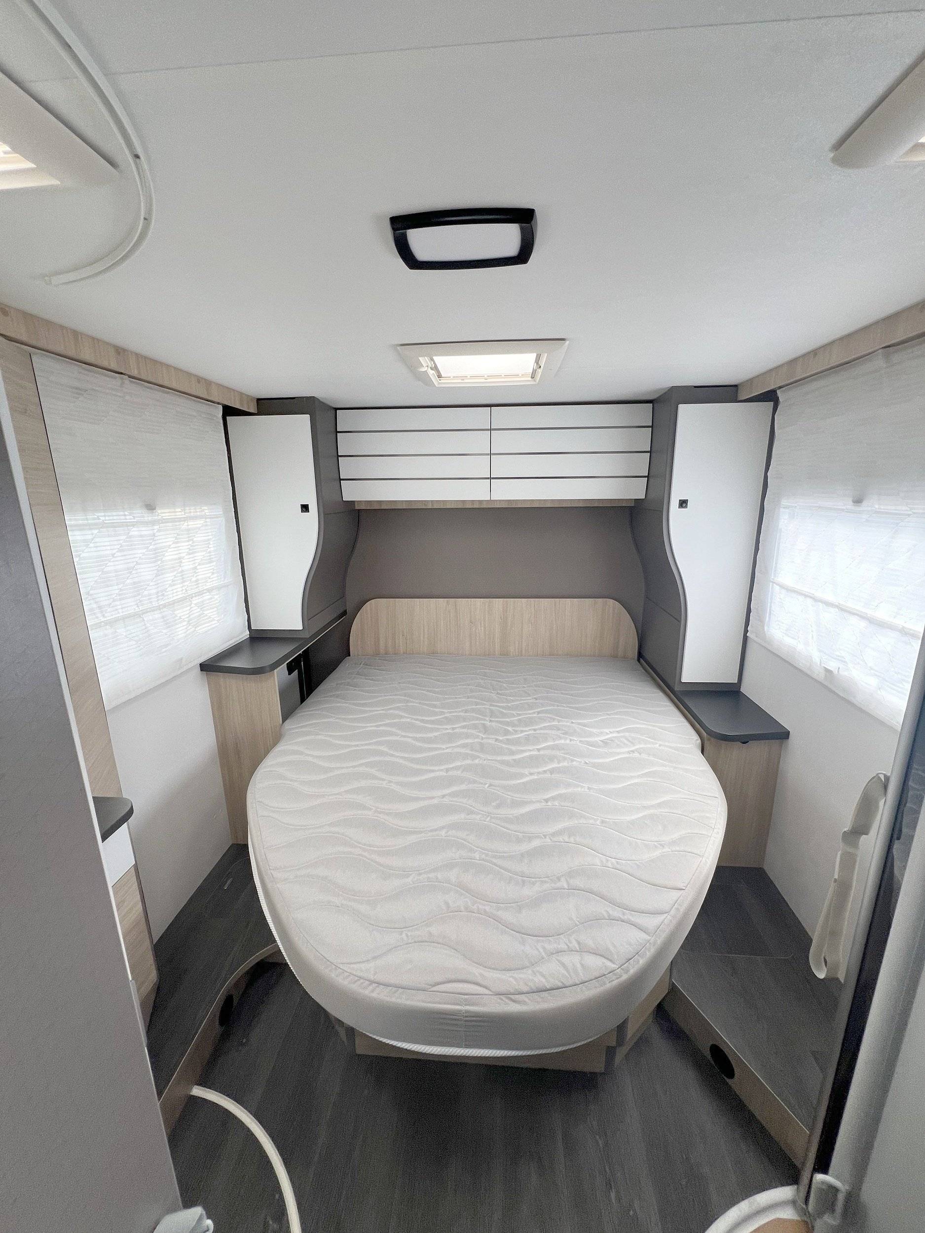 Chausson FIRST LINE 648