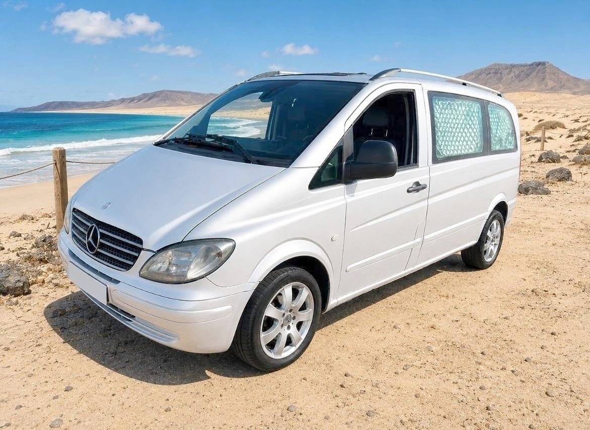 schräge Vorderansicht Mercedes - Yescapa