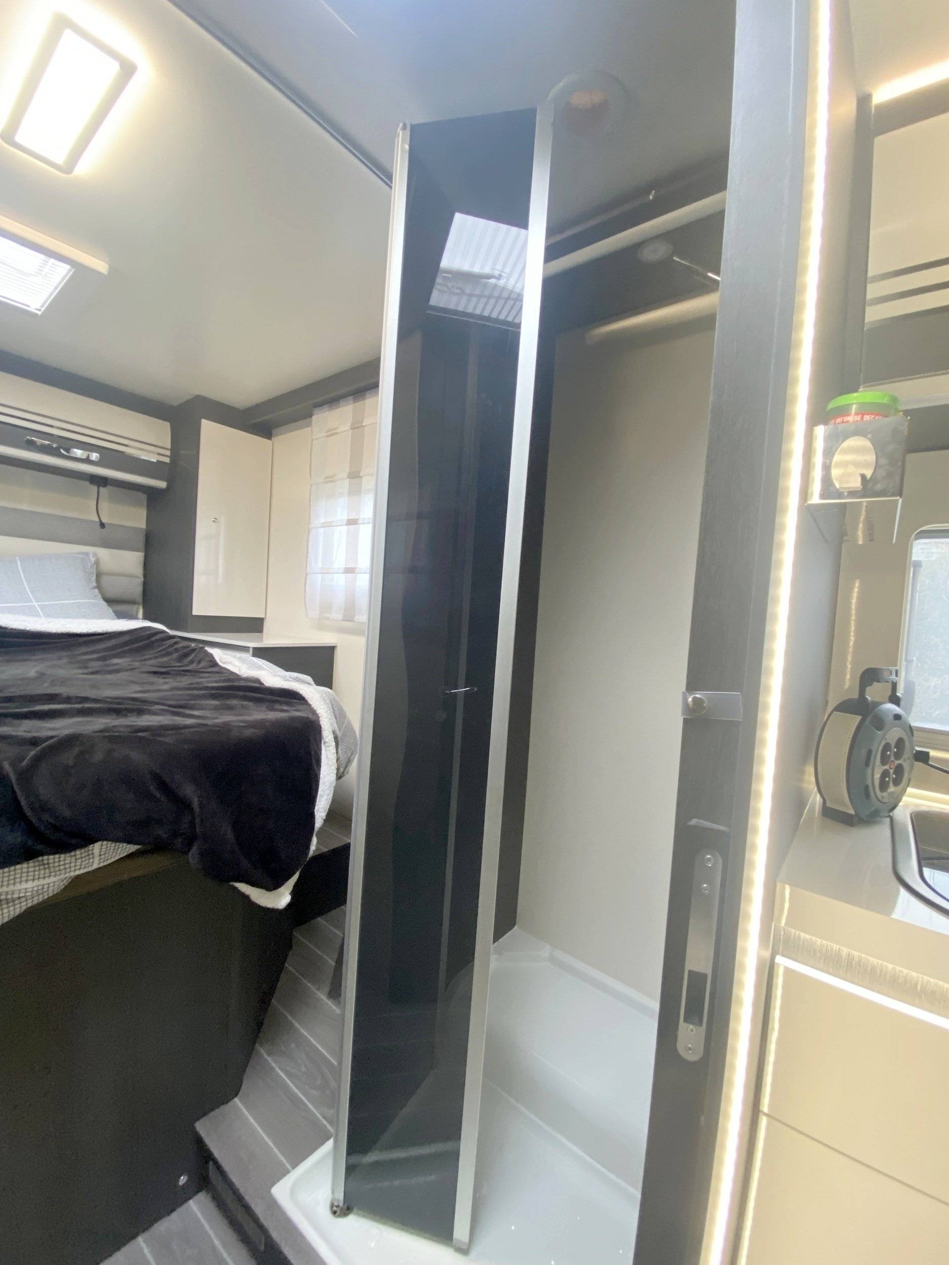 ROLLER TEAM ROLLER TEAM