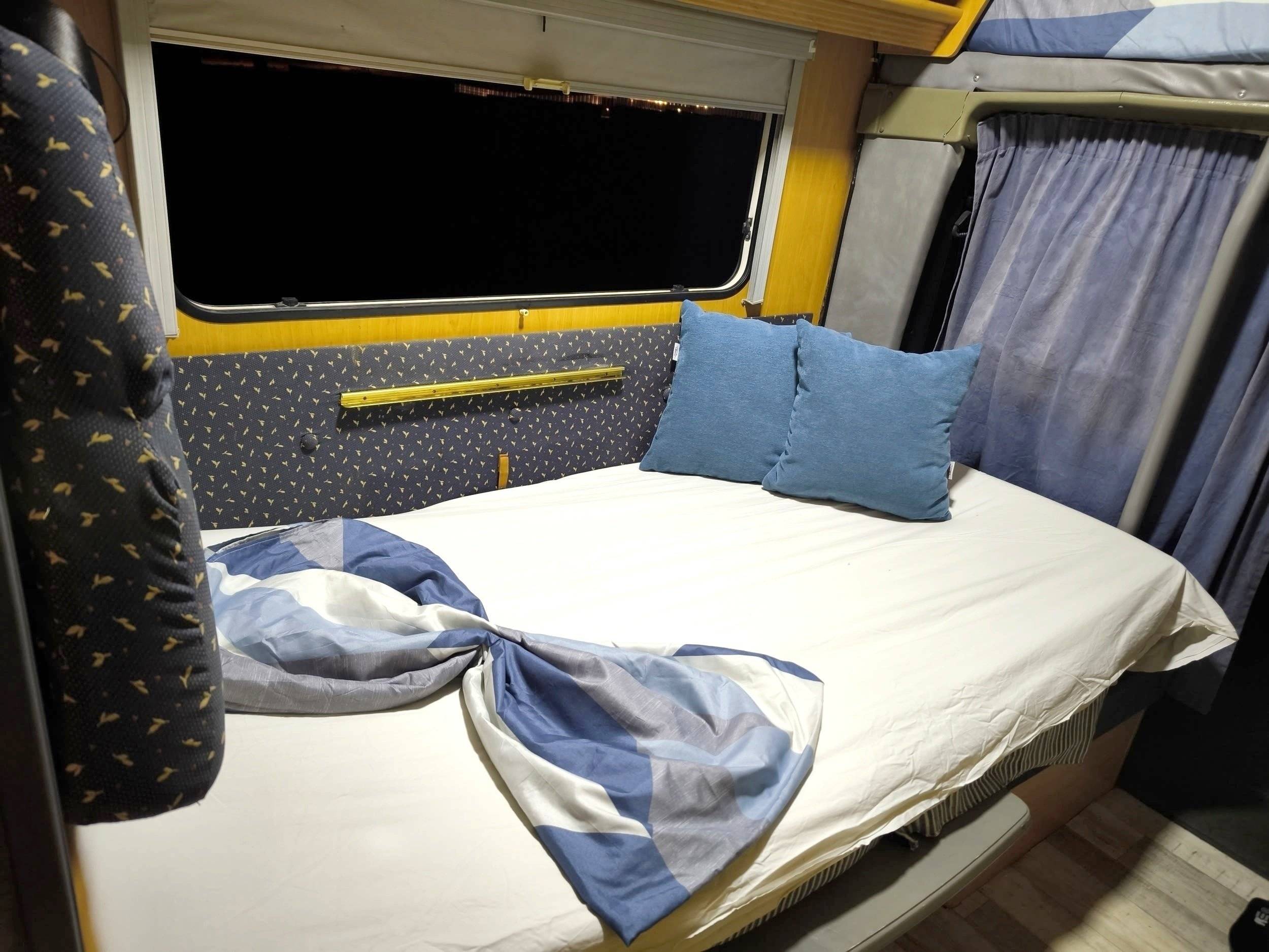 Berth Fiat Fiat Dethleffs - Yescapa
