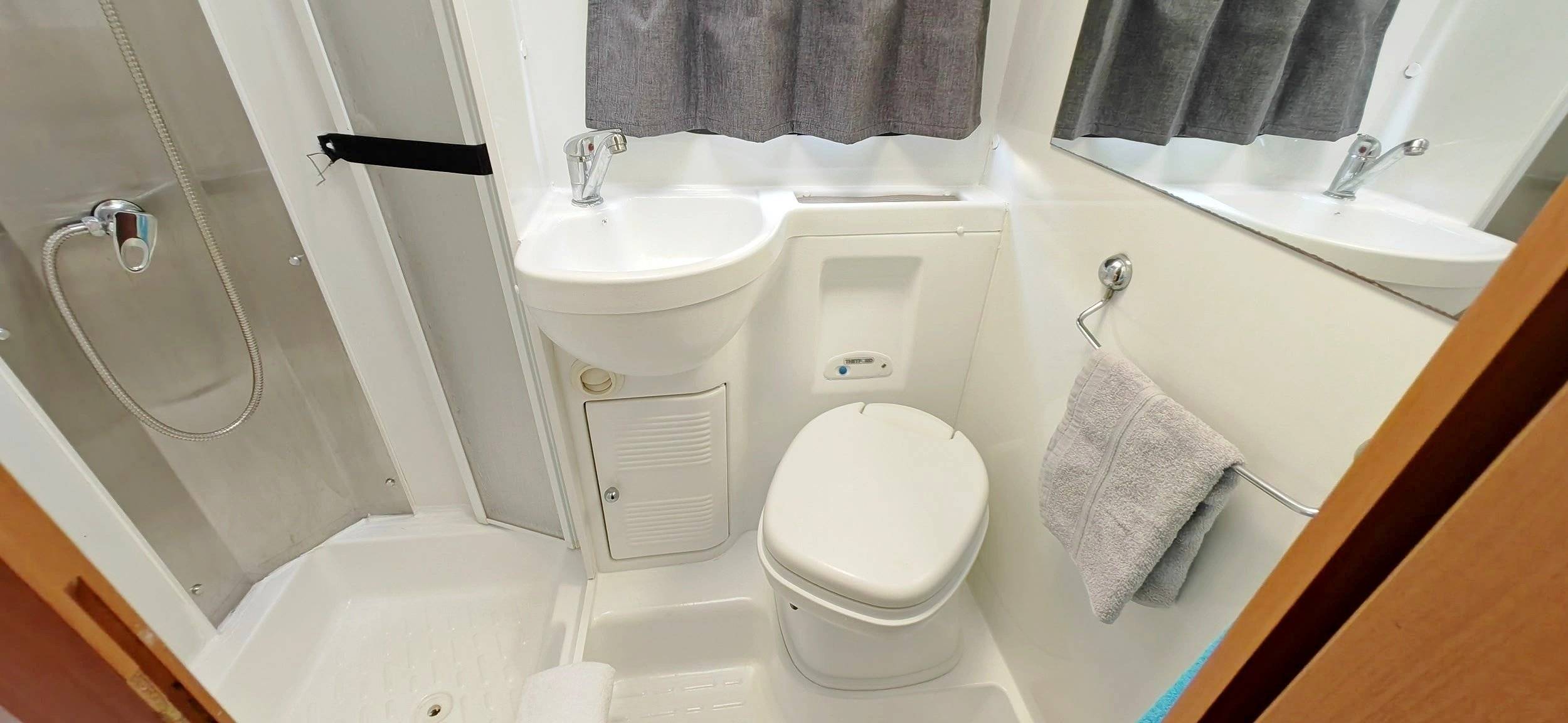 Rimor Transit 2,4 l 140 ch