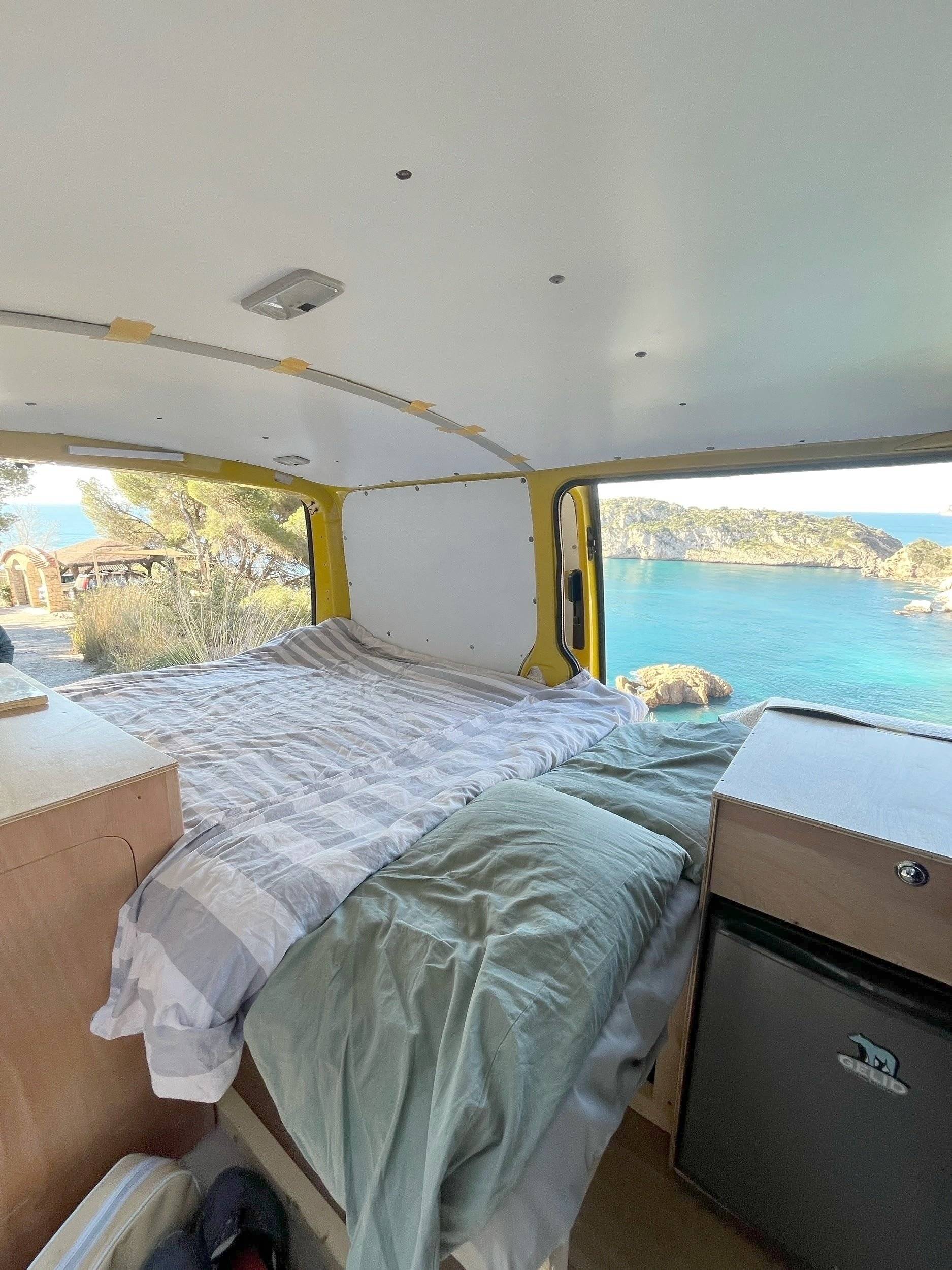 Cabina de condução Volkswagen T6 2 l 102 ch - Yescapa