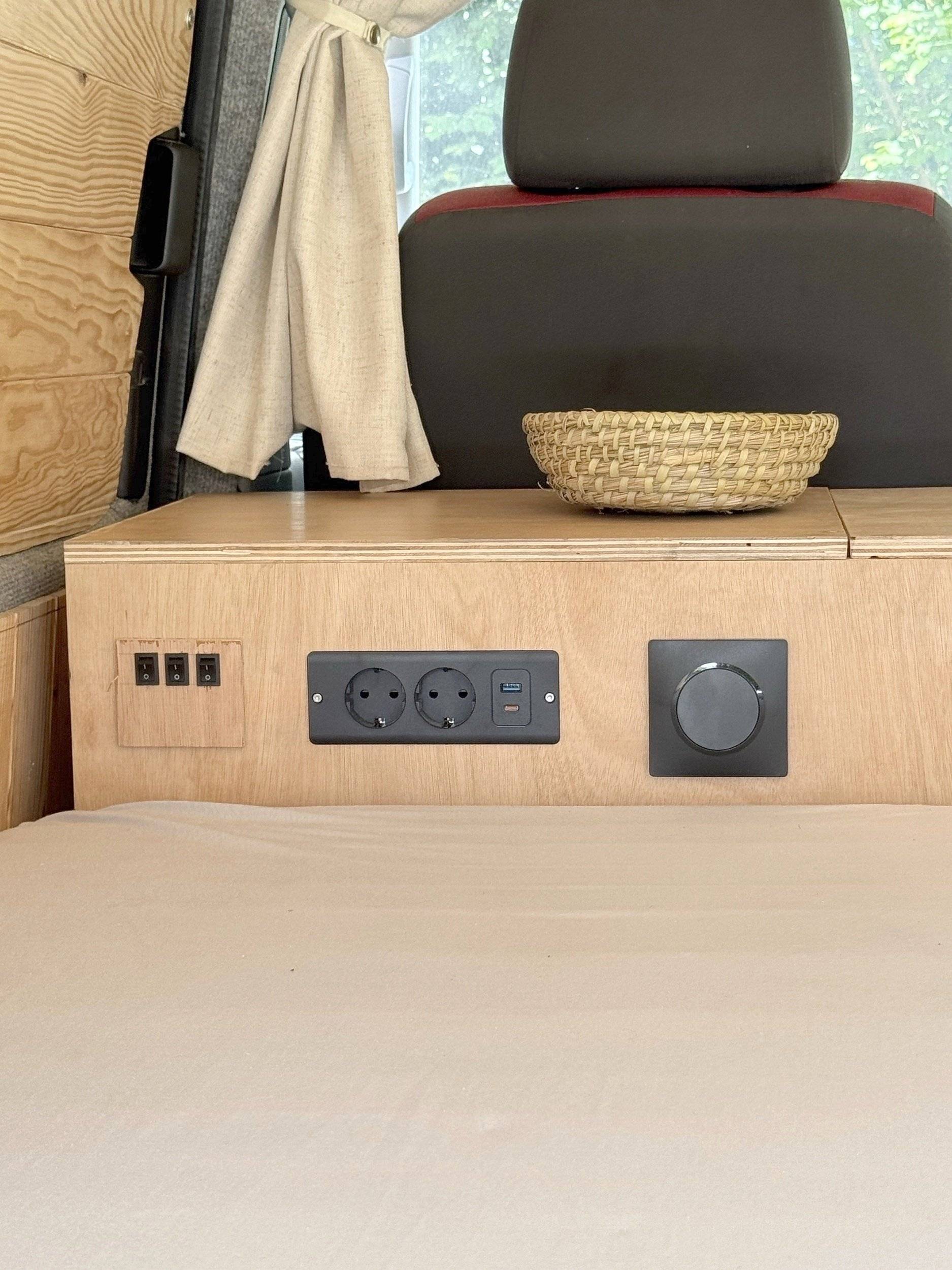 Volkswagen T5 2 l 84 ch