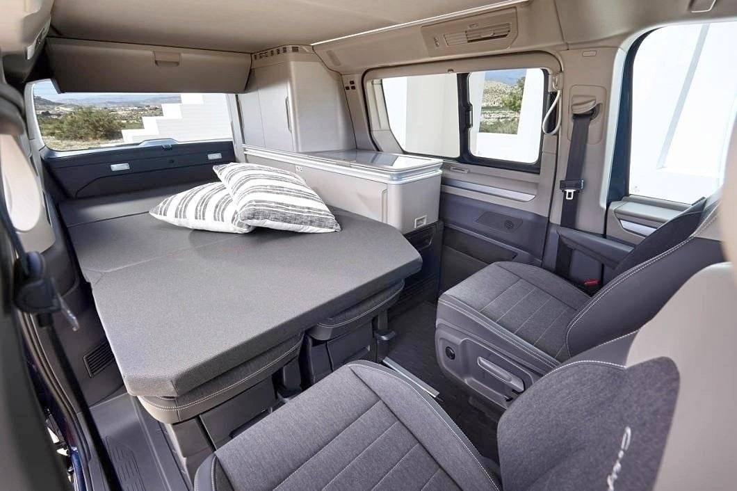 Berth Volkswagen VOLKSWAGEN T7 CALIFORNIA COAST - Yescapa