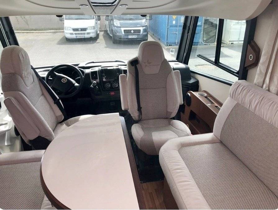 Dining Area Fiat AUTOSTAR - Yescapa