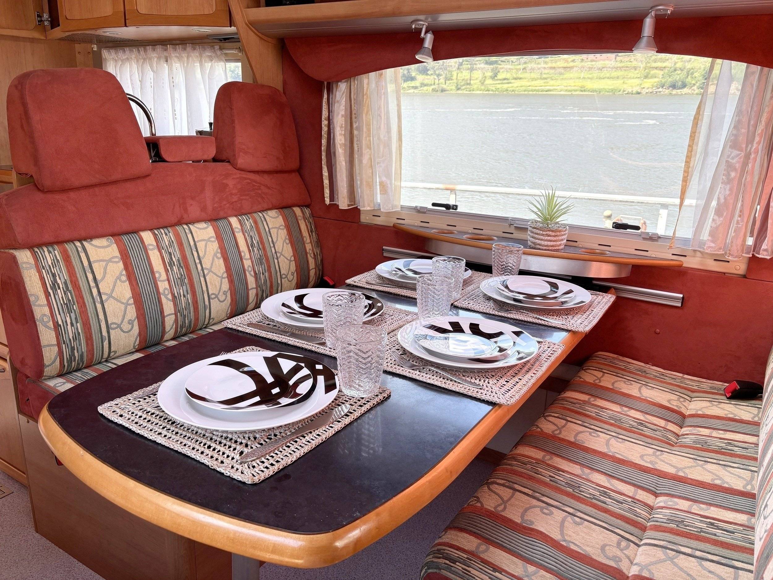 Eura Mobil Ducato 2.8 JTD