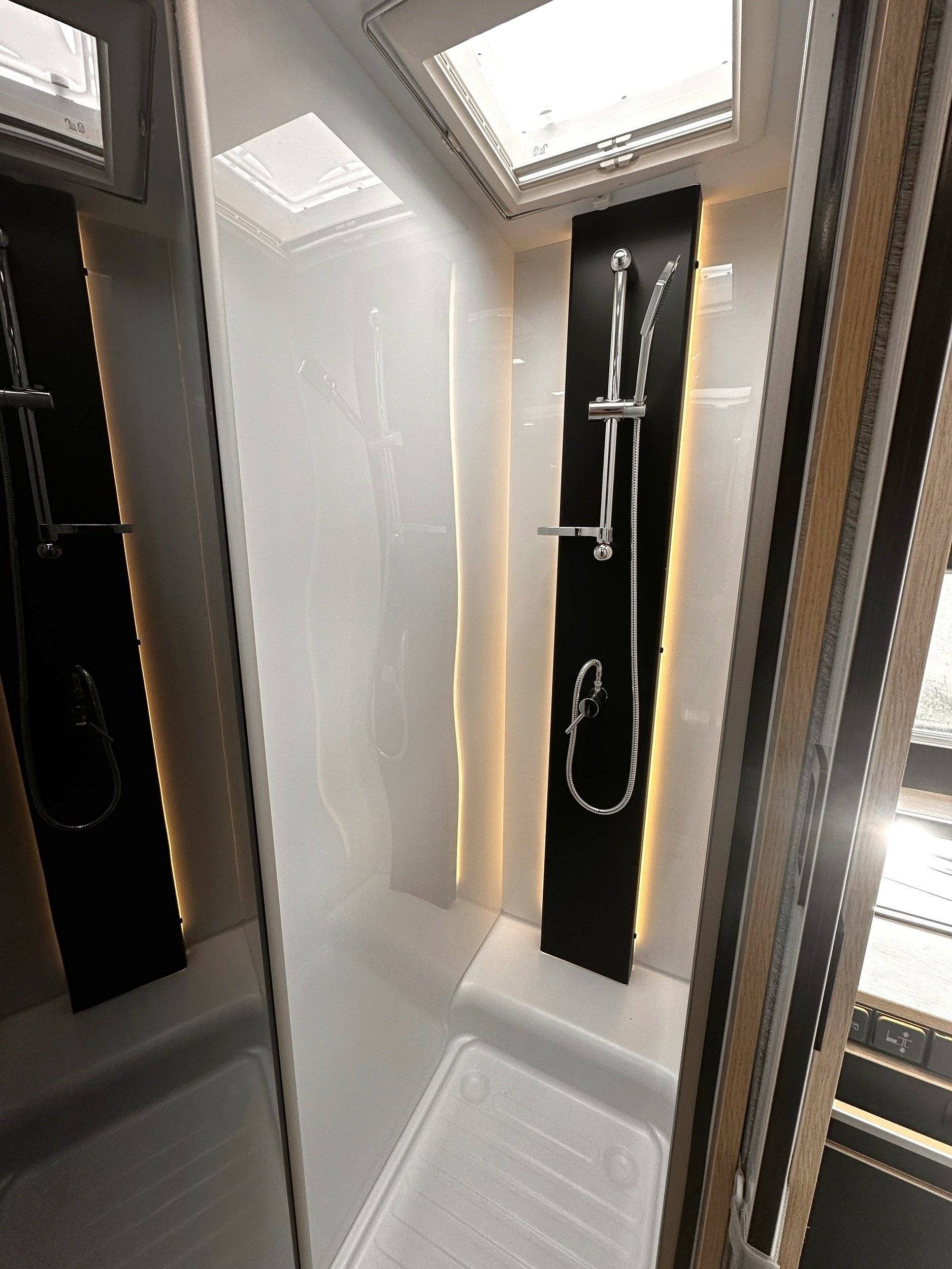 Challenger Transit 2,0 l 170 ch AUTOMATIC