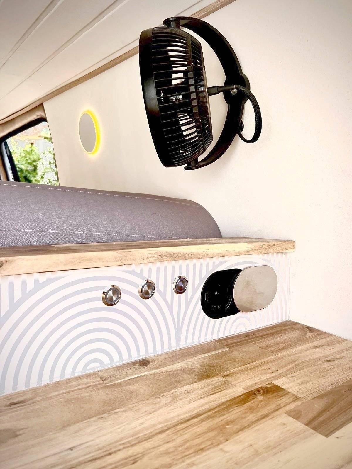 WOLUWE Vanseray campers