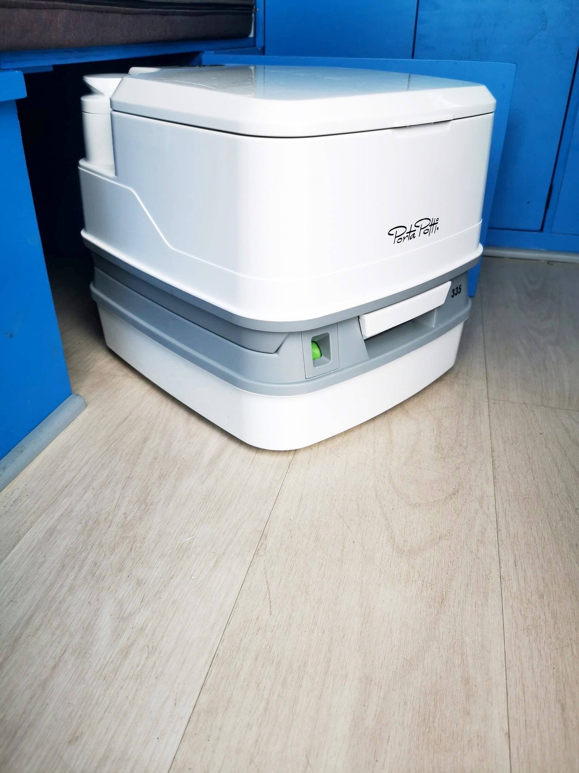 Hyundai H-1 2.5 td svx 4p