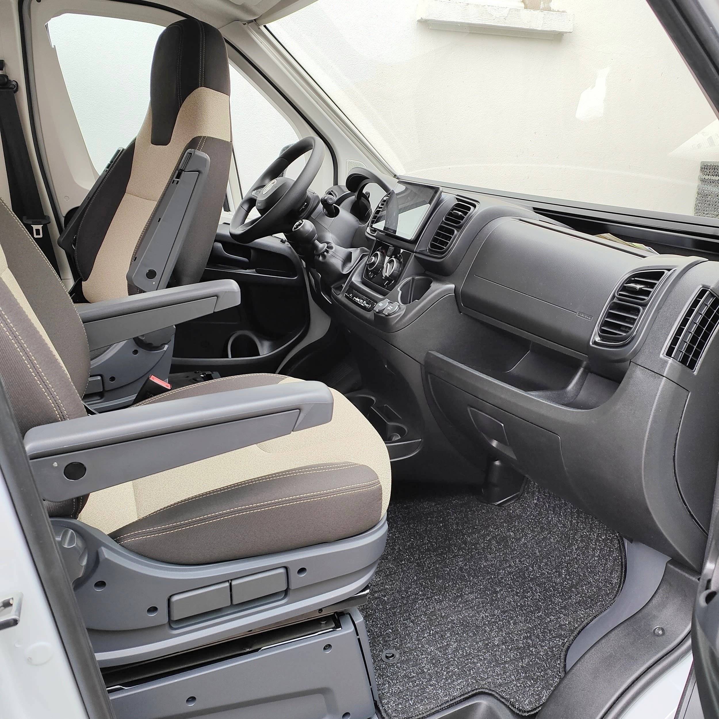 Chausson Chausson V594 First Line