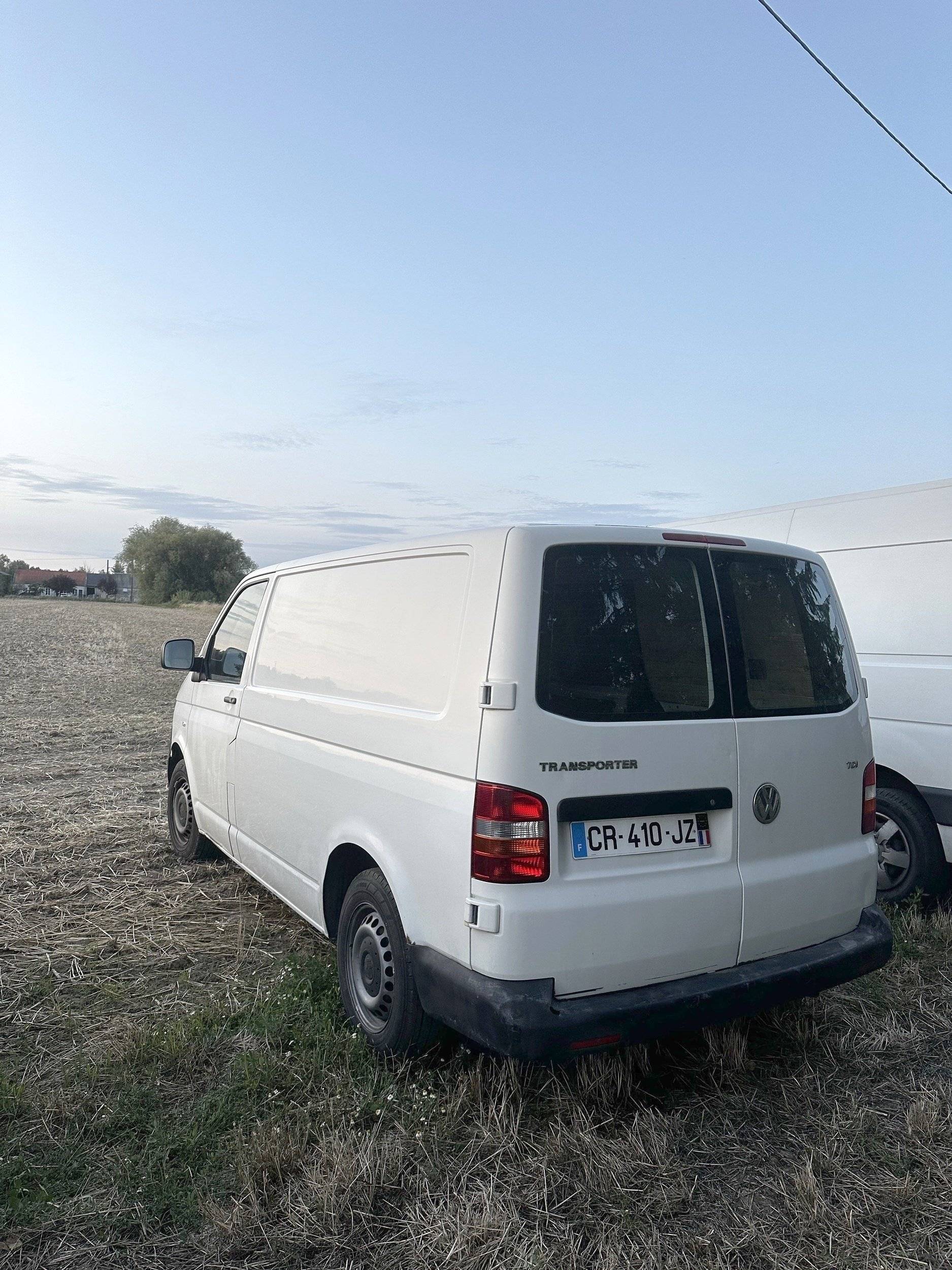 Custo Van Transporter