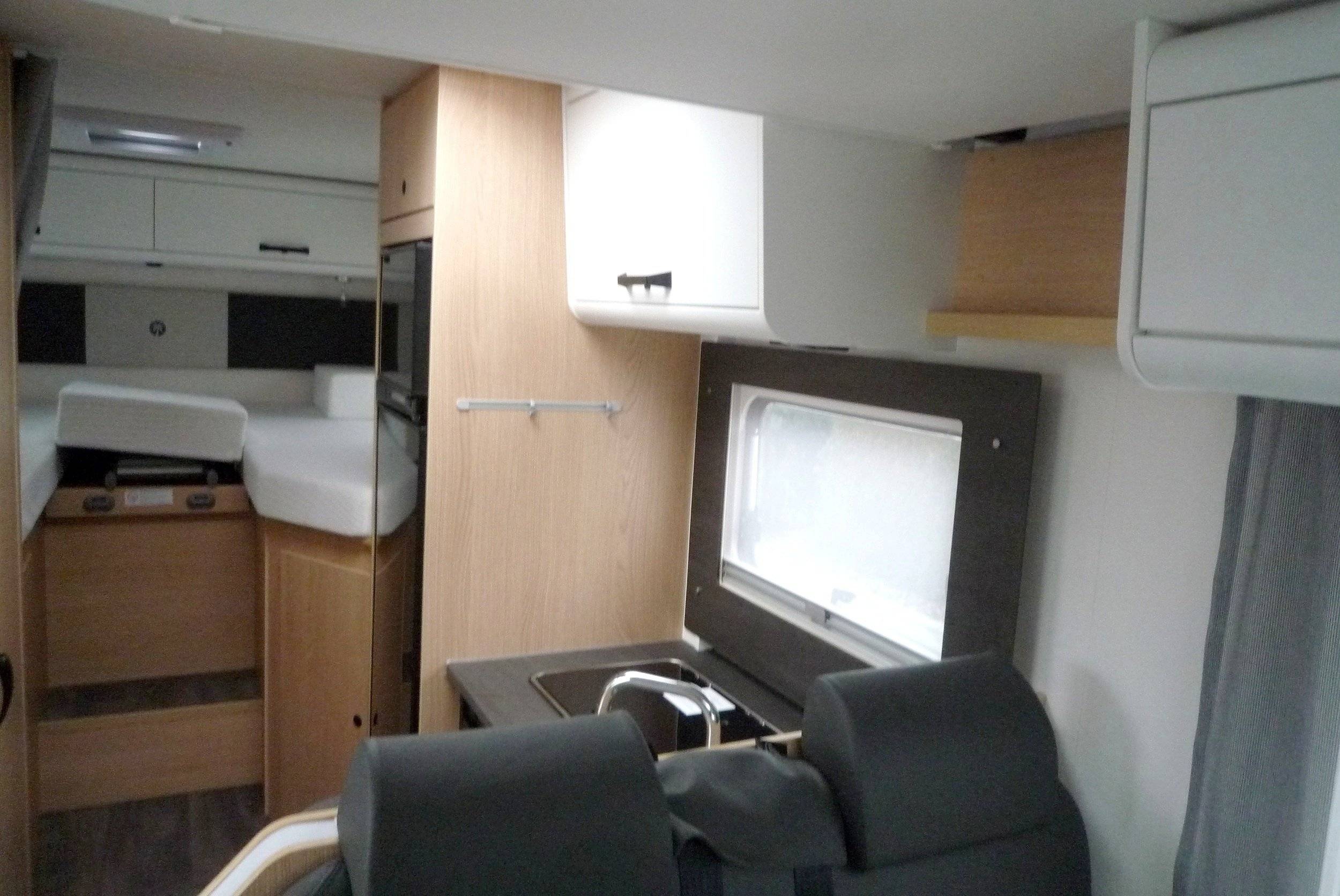 Sunlight  T67 mit Markise- Solar- Radheckträger- Navi- RFK