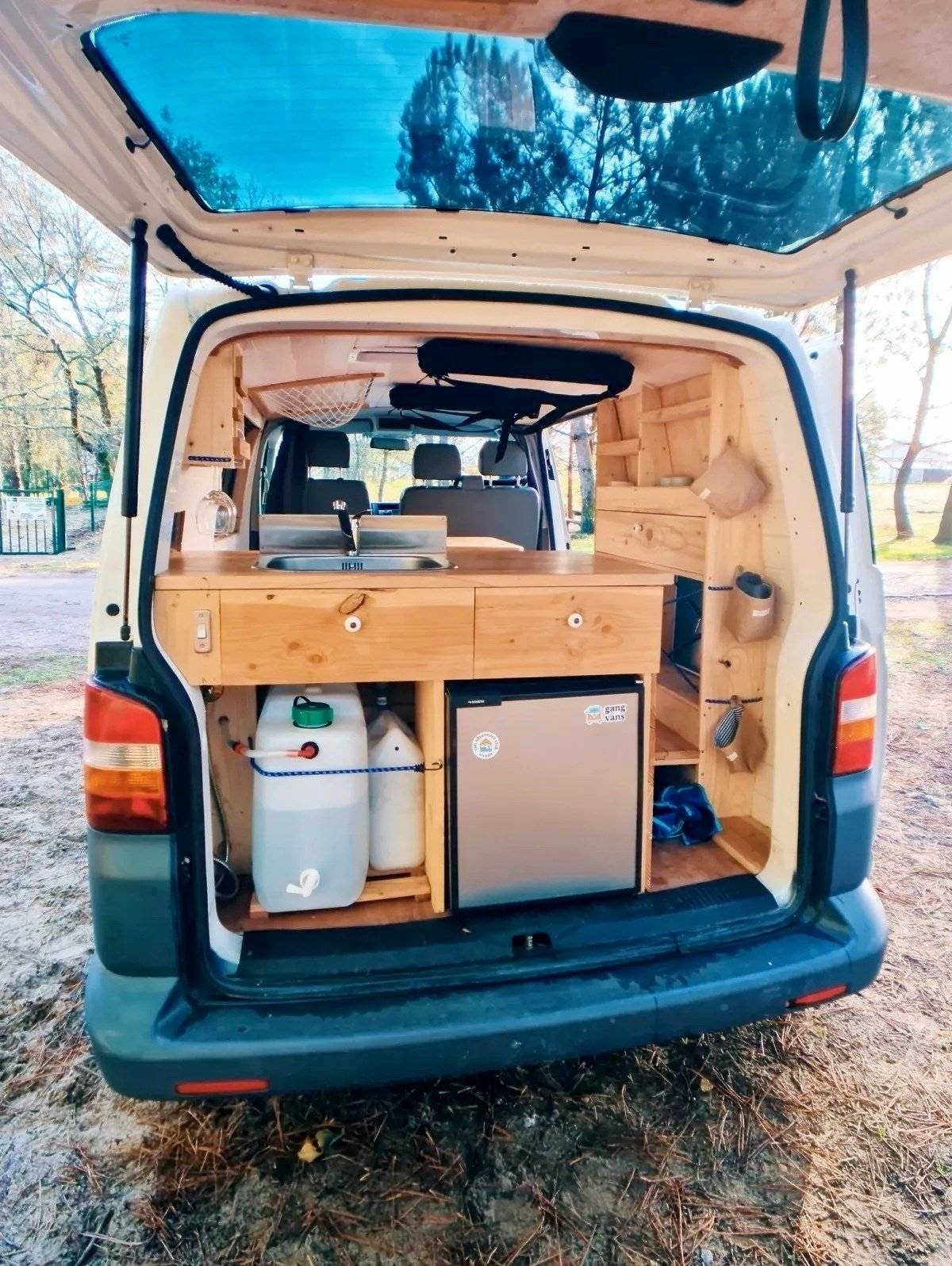 Berth Volkswagen - Yescapa