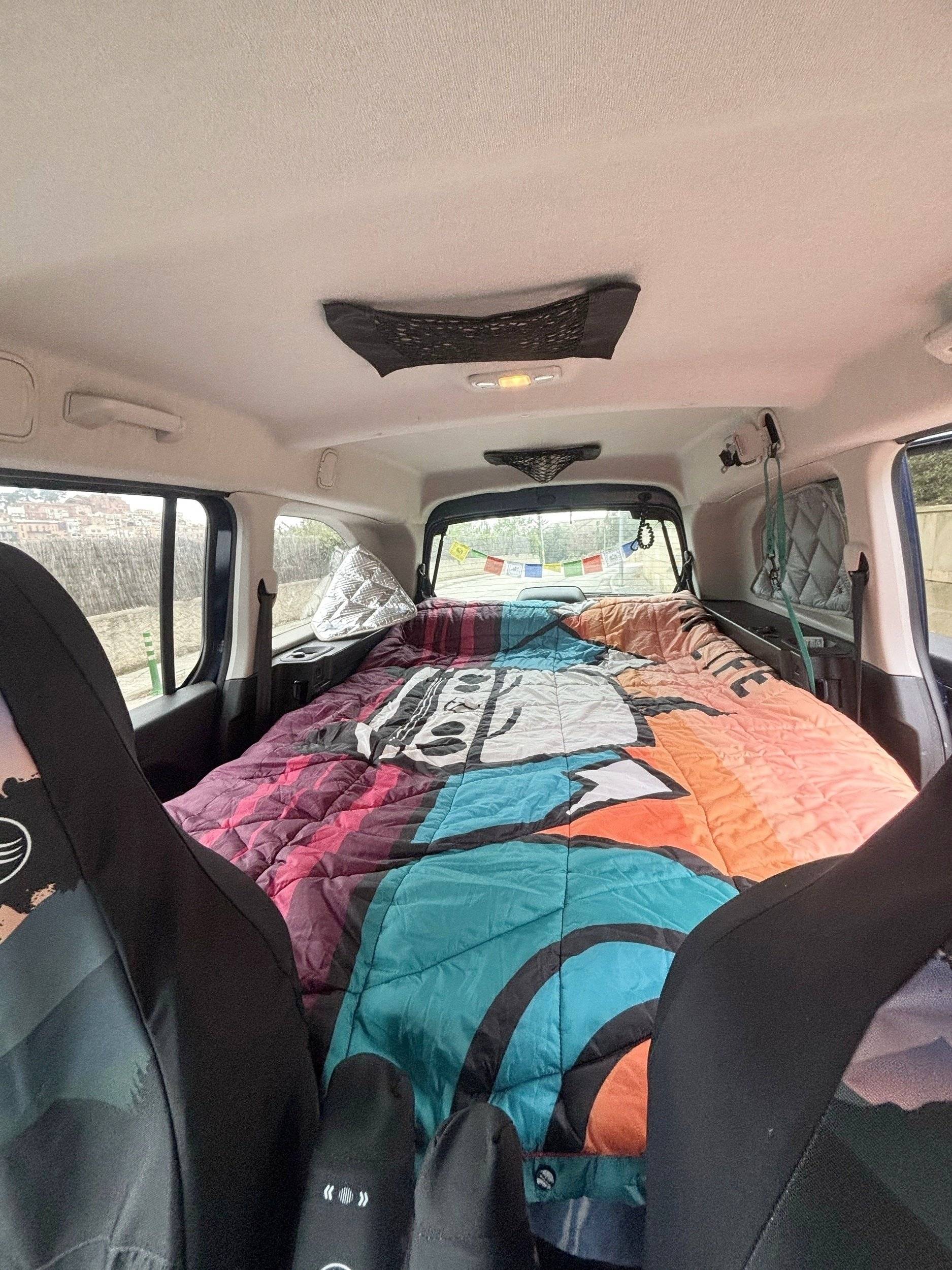 Plazas en cama Citroën Berlingo XL - Yescapa