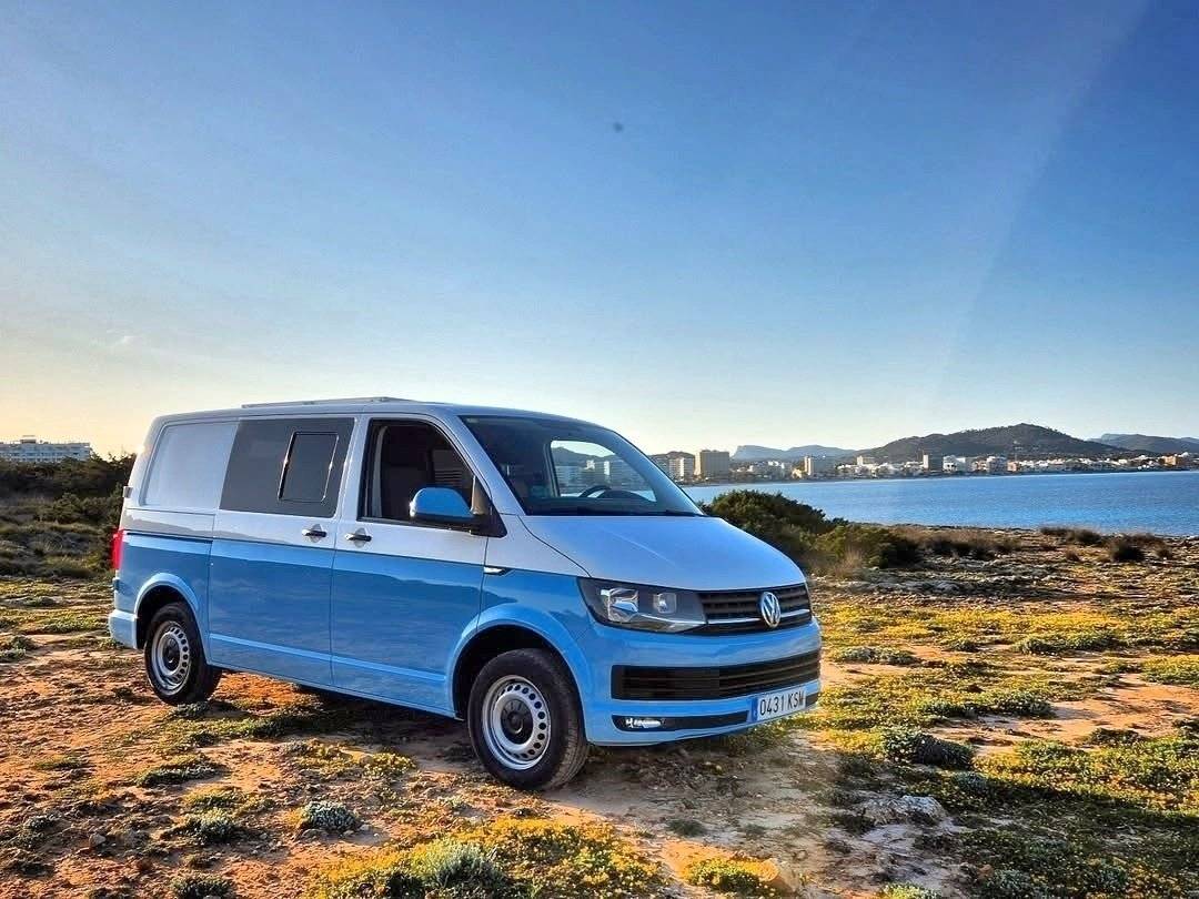 Voorkant 3/4 Volkswagen - Yescapa