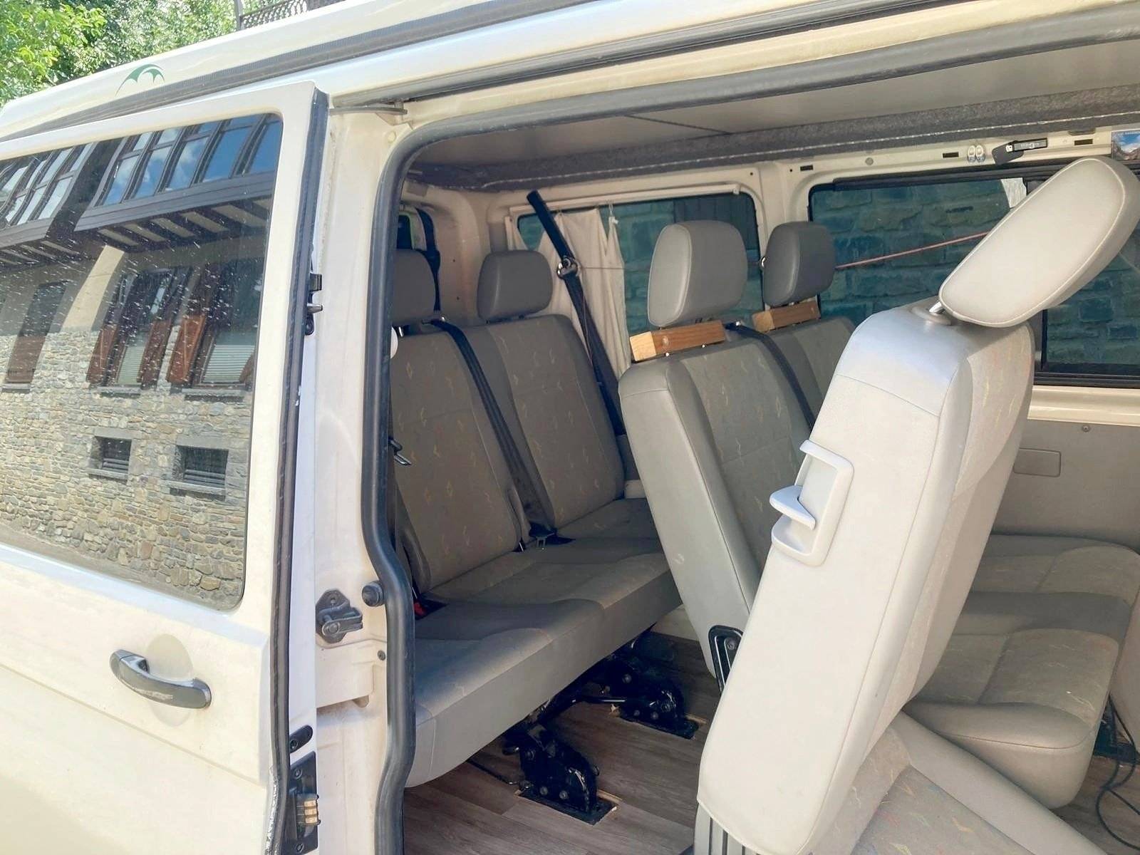 Schlafplätze Volkswagen T5 1,9 l 102 ch - Yescapa