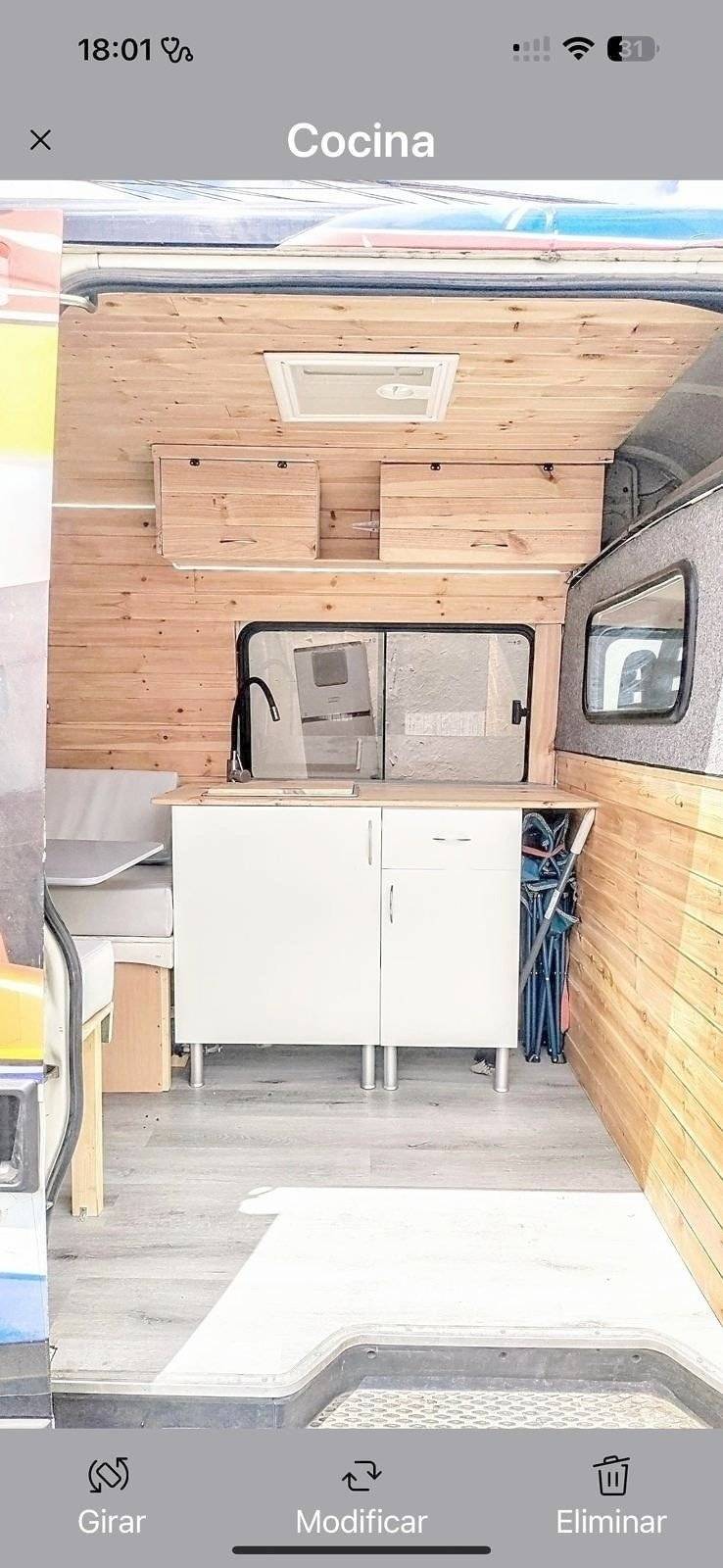 Coin cuisine Iveco Iveco - Yescapa