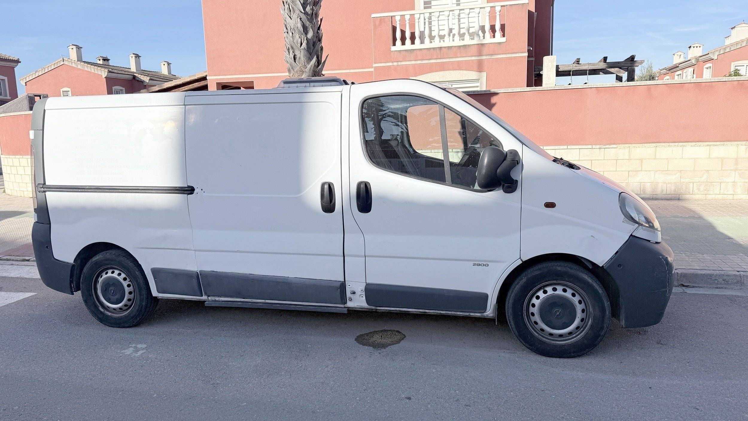 Voorkant 3/4 Iveco - Yescapa