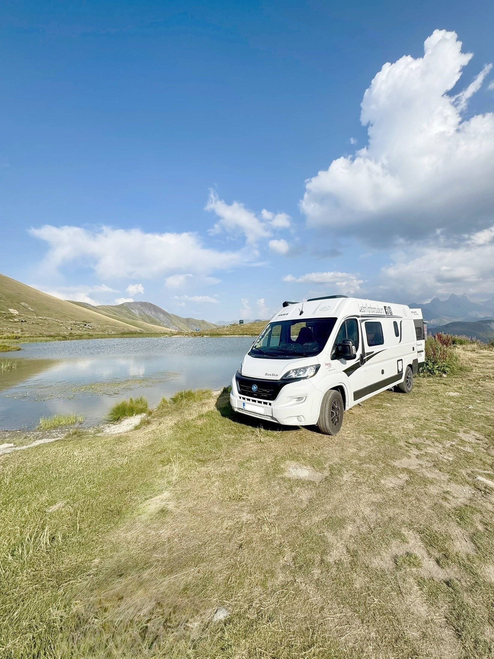 schräge Vorderansicht Fiat FIAT DUCATO - Yescapa