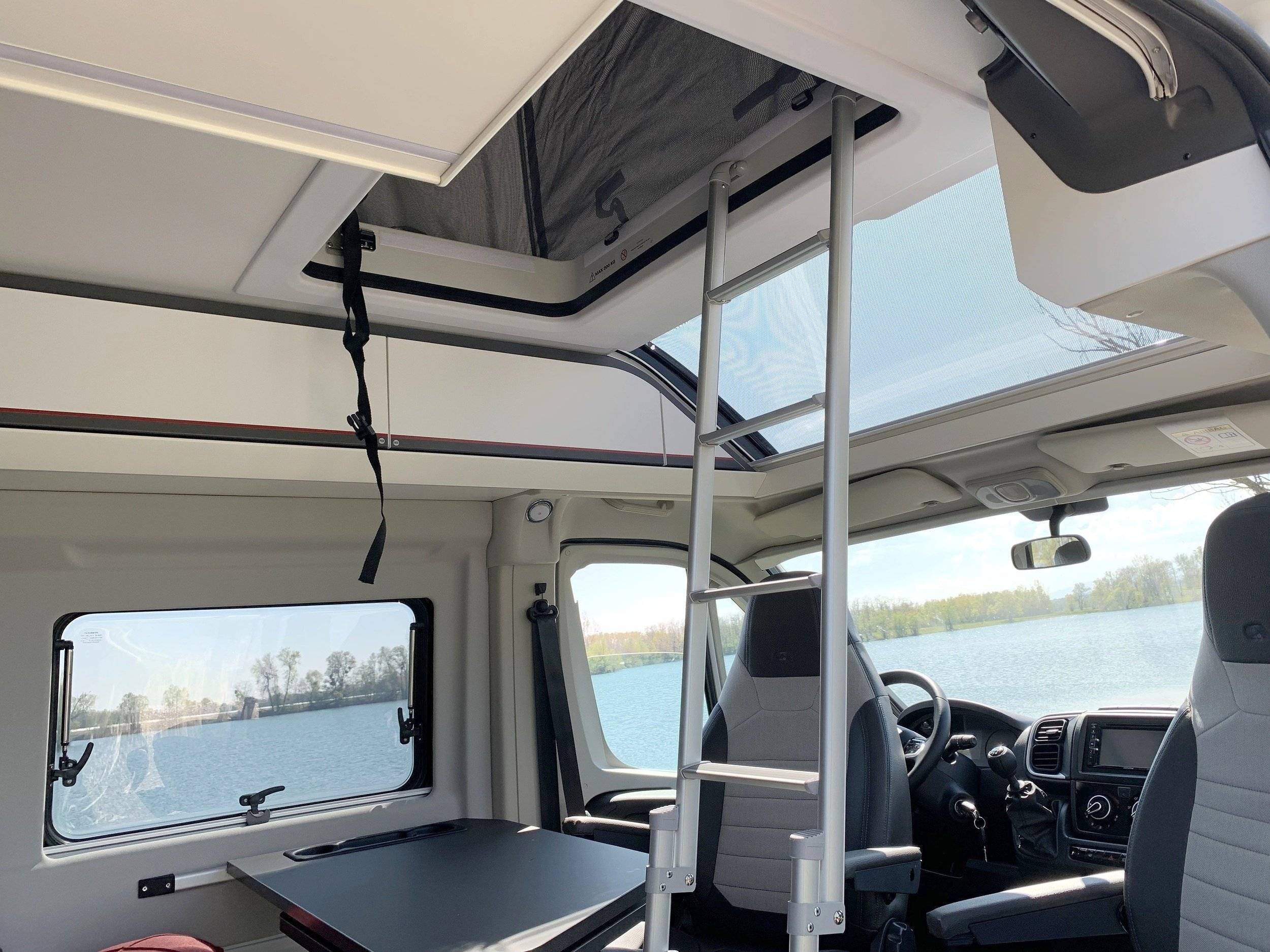 Adria Adria twin 640 sport SGX