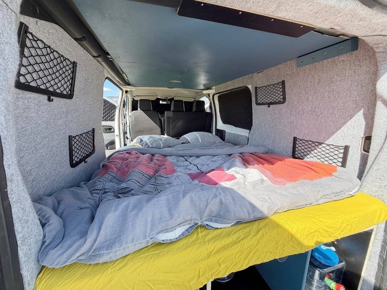 WAKEUP CAMPERVANS Expert III
