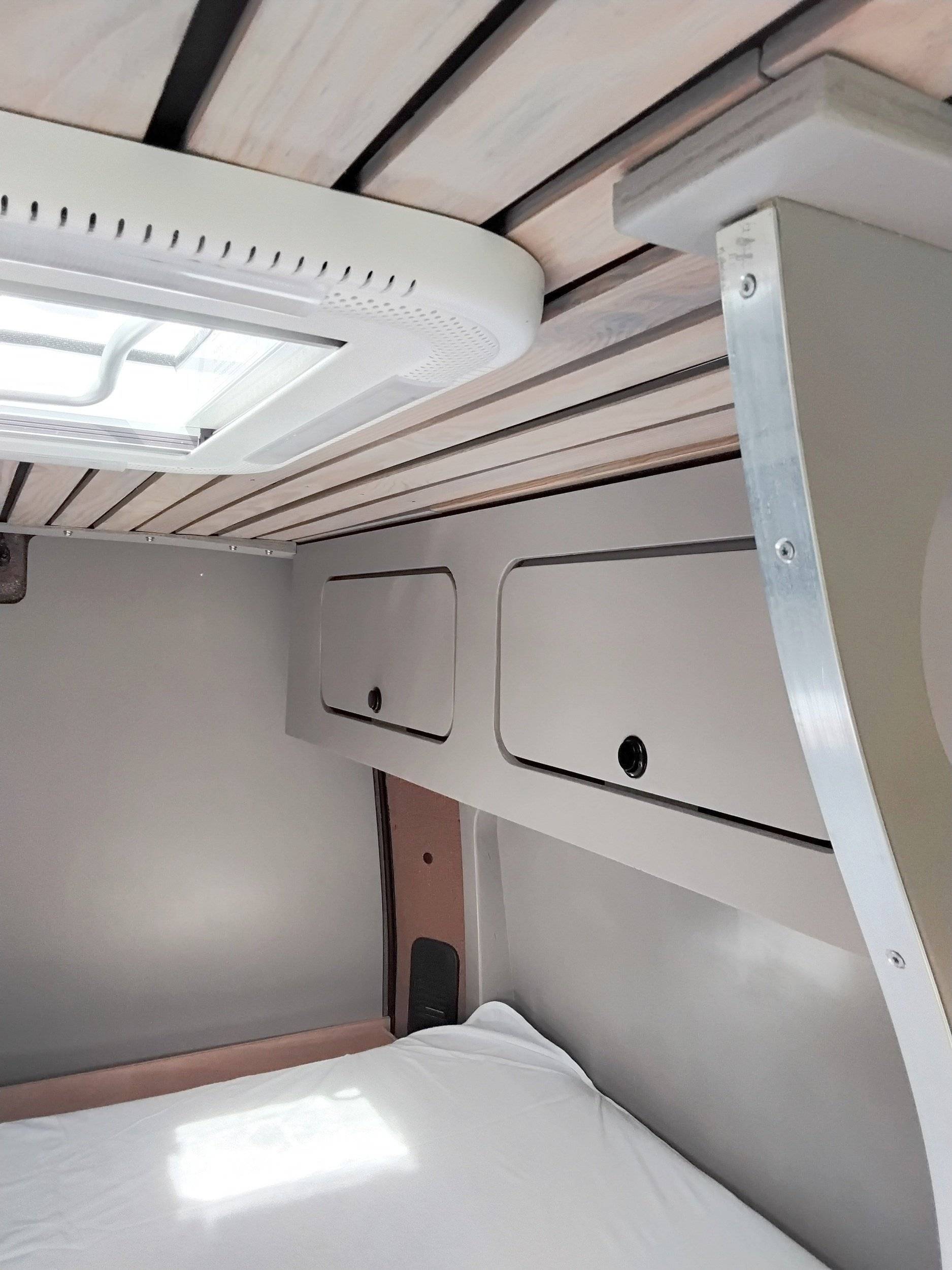 Berth Renault Renault master - Yescapa