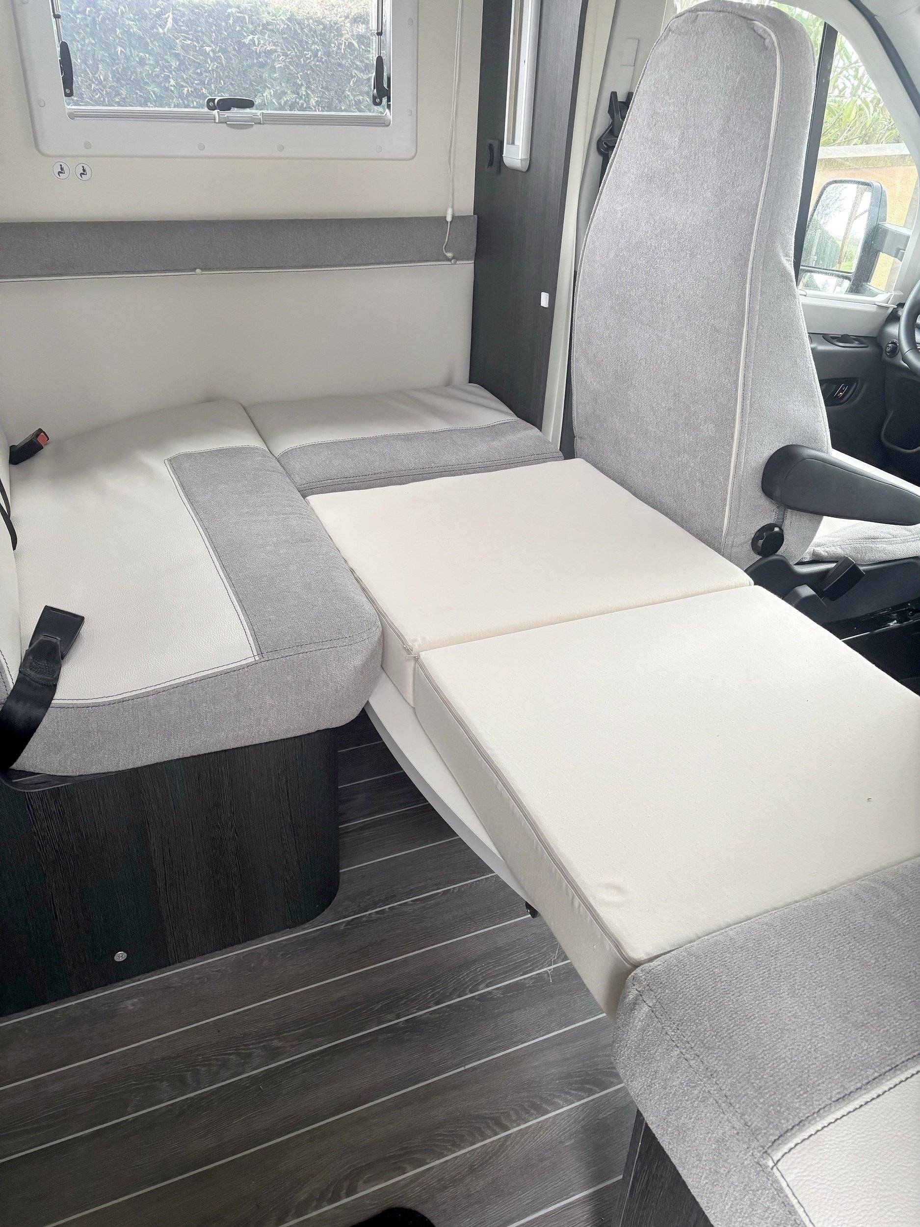 Ford Transit 2,0 l 170 ch