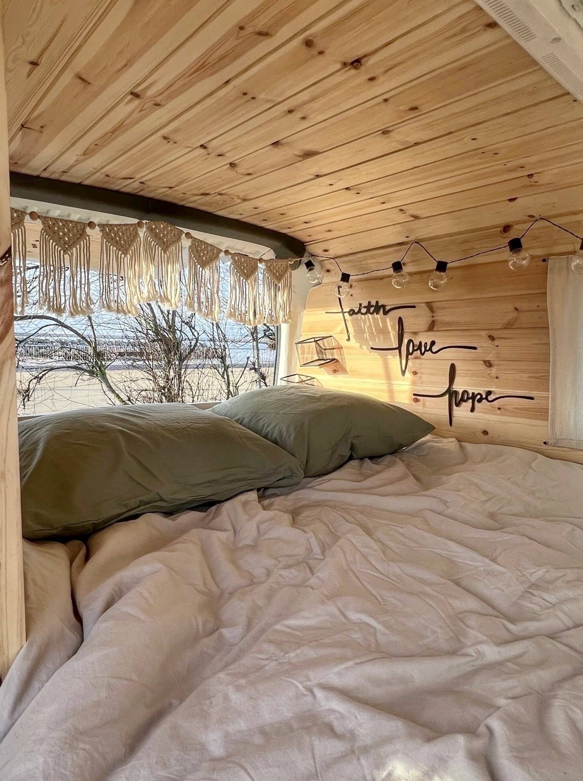 Schlafplätze Hyundai H1 - Yescapa