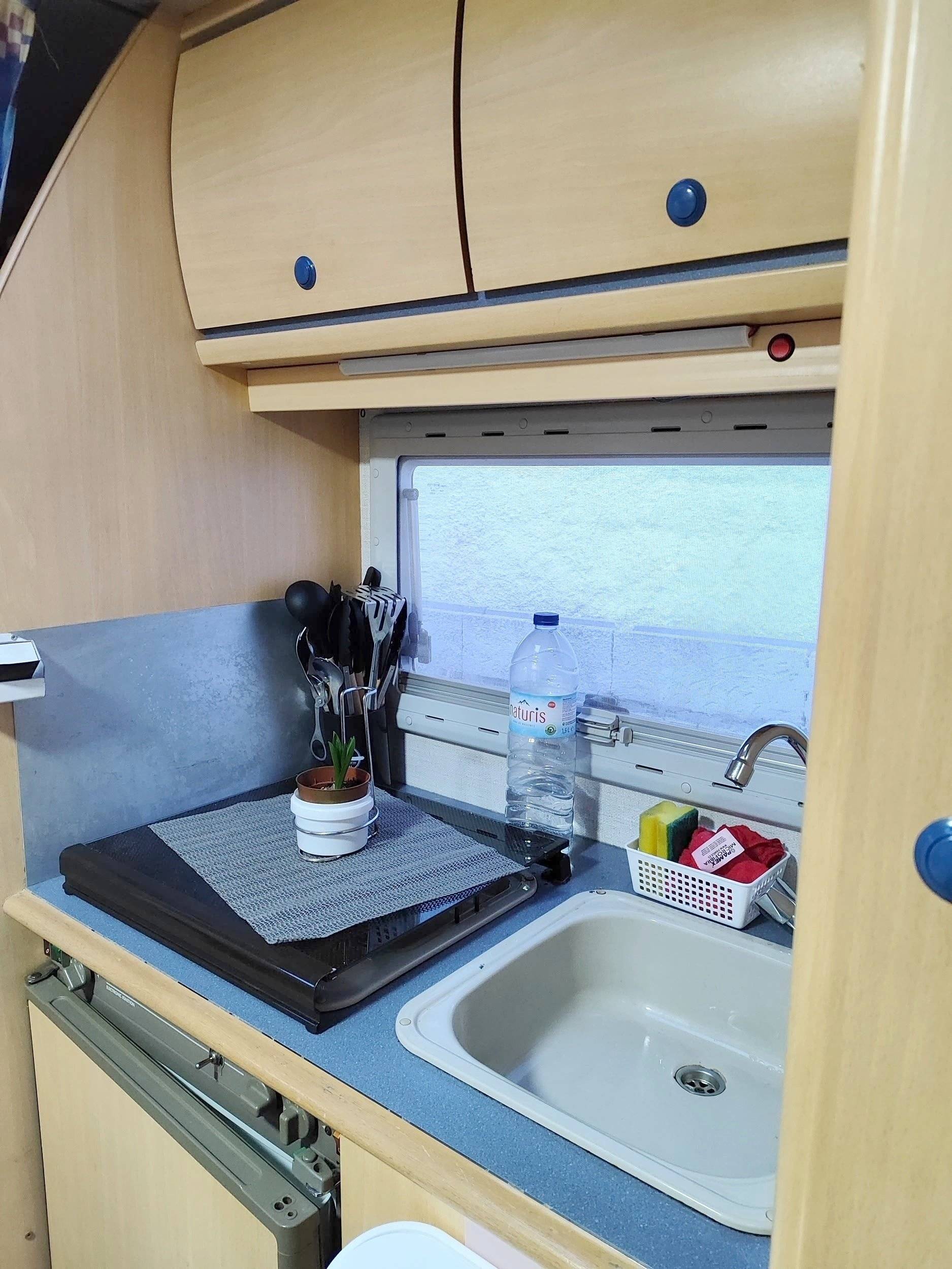 Challenger FORD TRANSIT