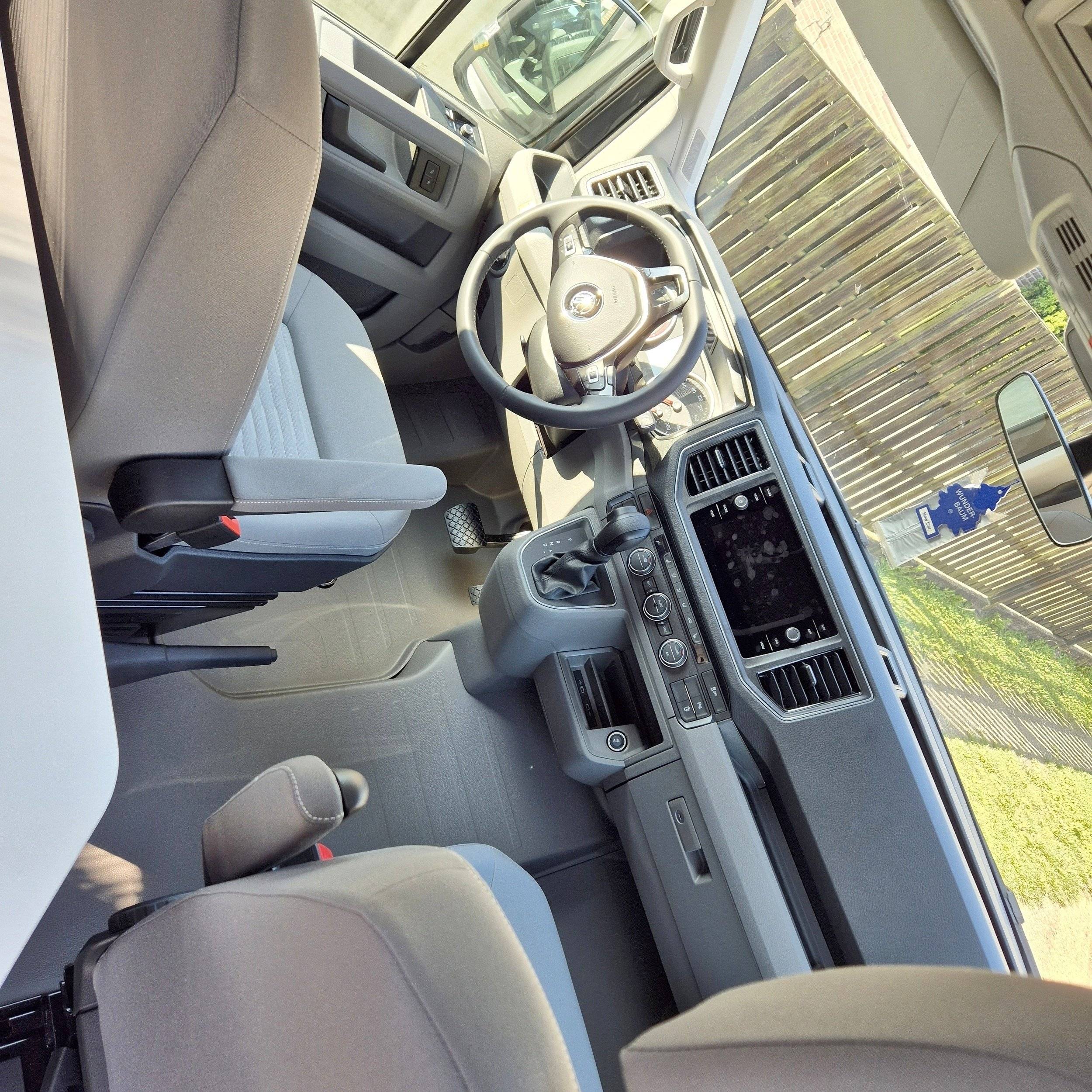 Volkswagen Grand California 600