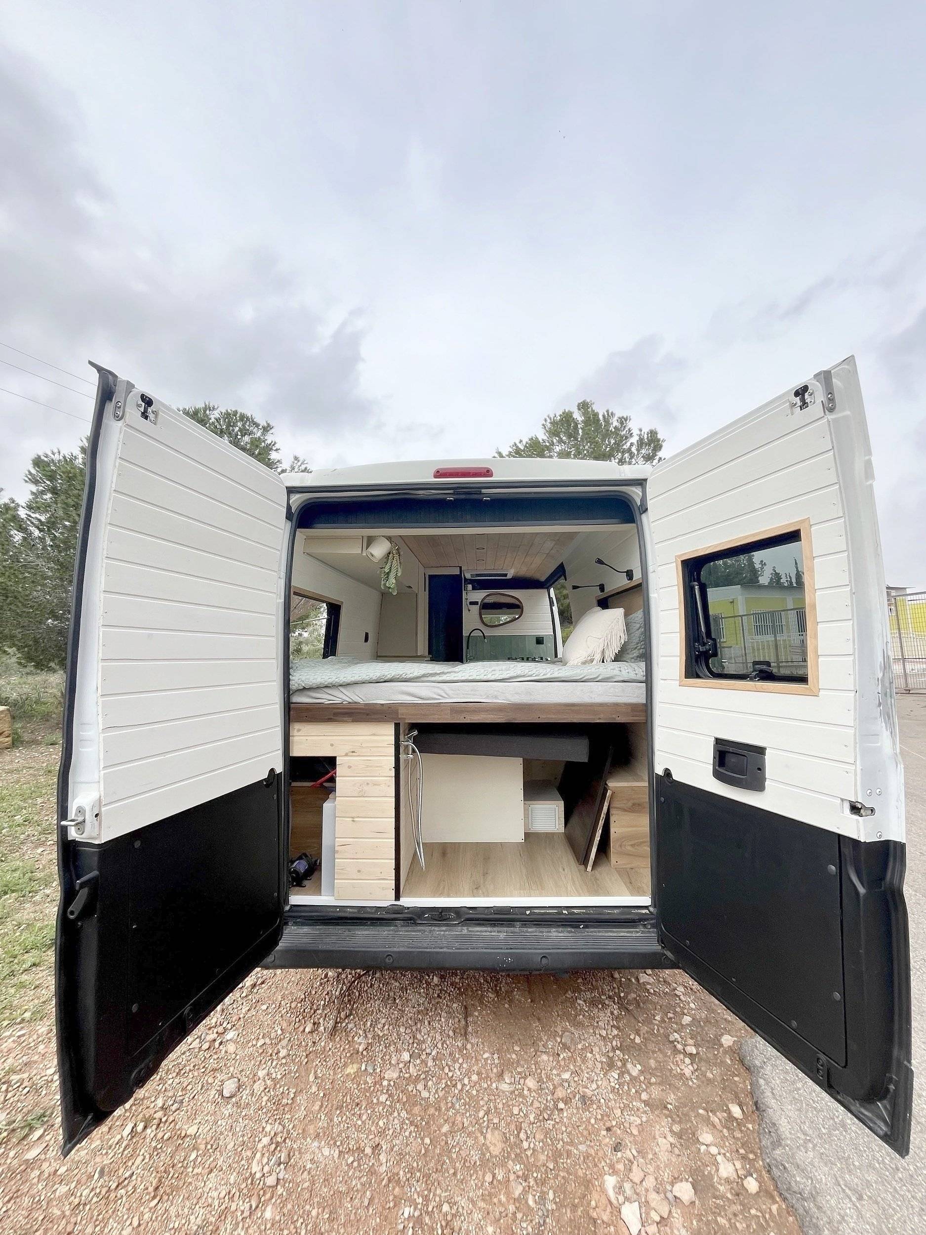 PEUGEOT Boxer 2,0 l 130 ch