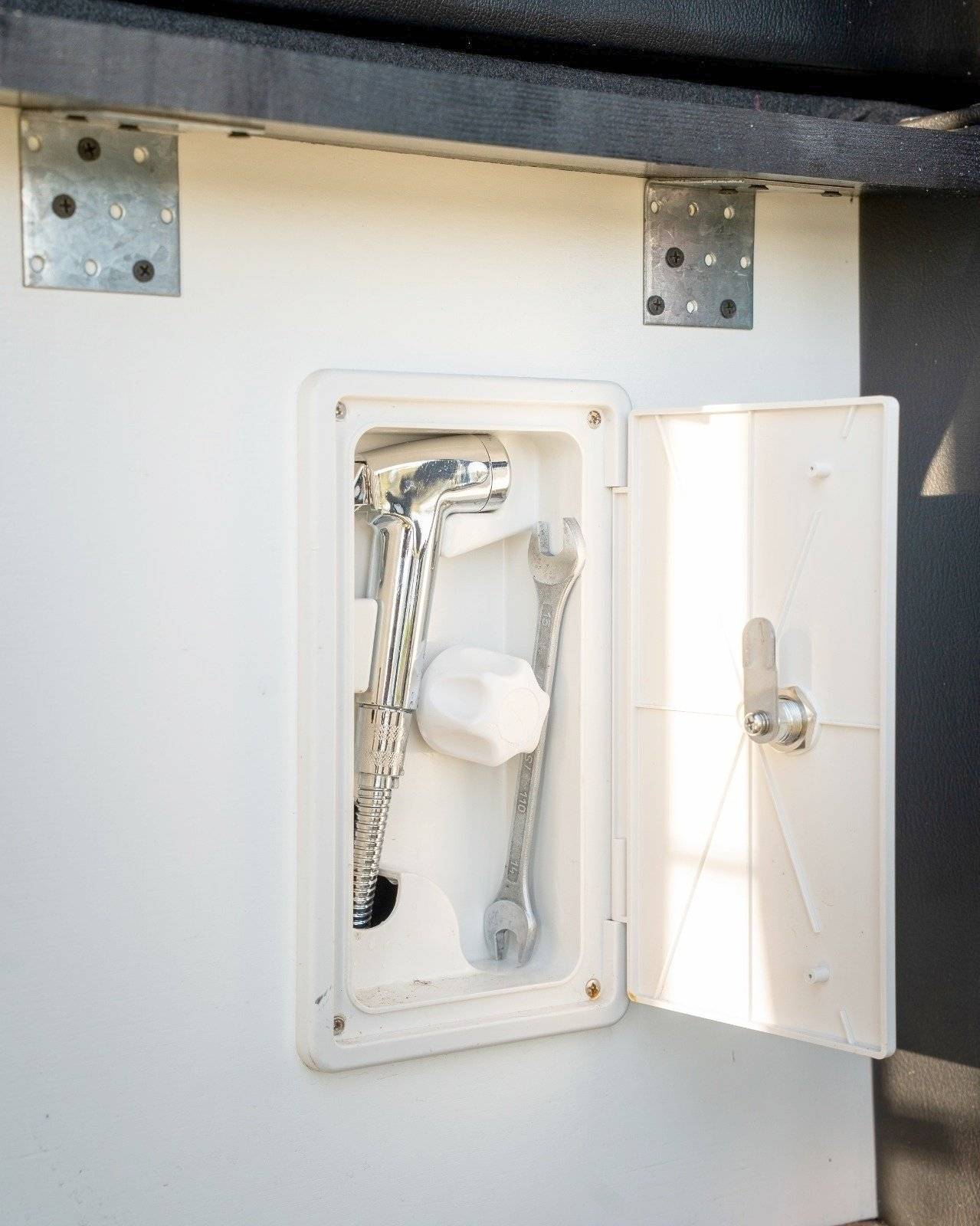 3 C Cartier/Brisebras 