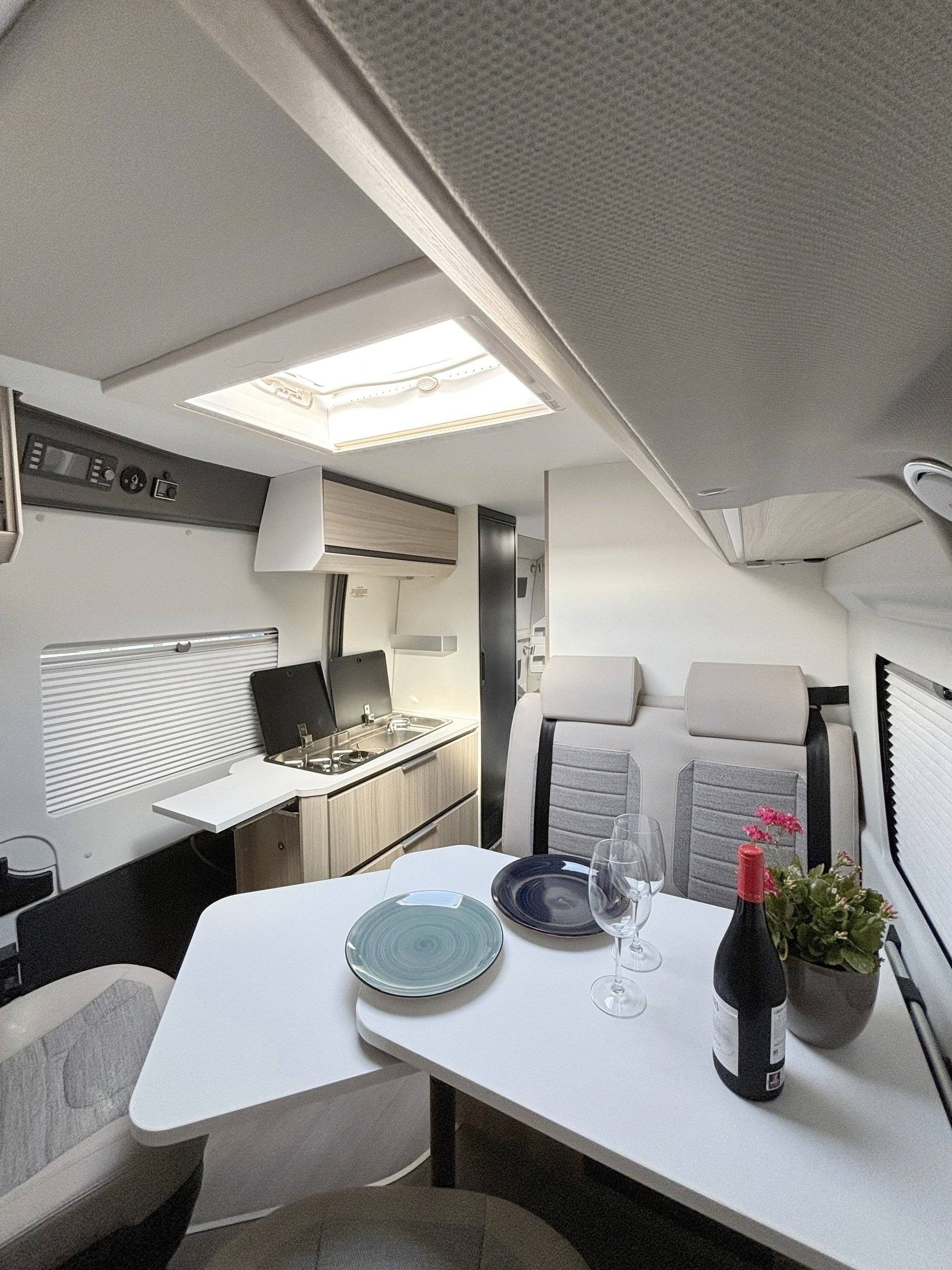 Adria Twin 600 SP Family Axxes