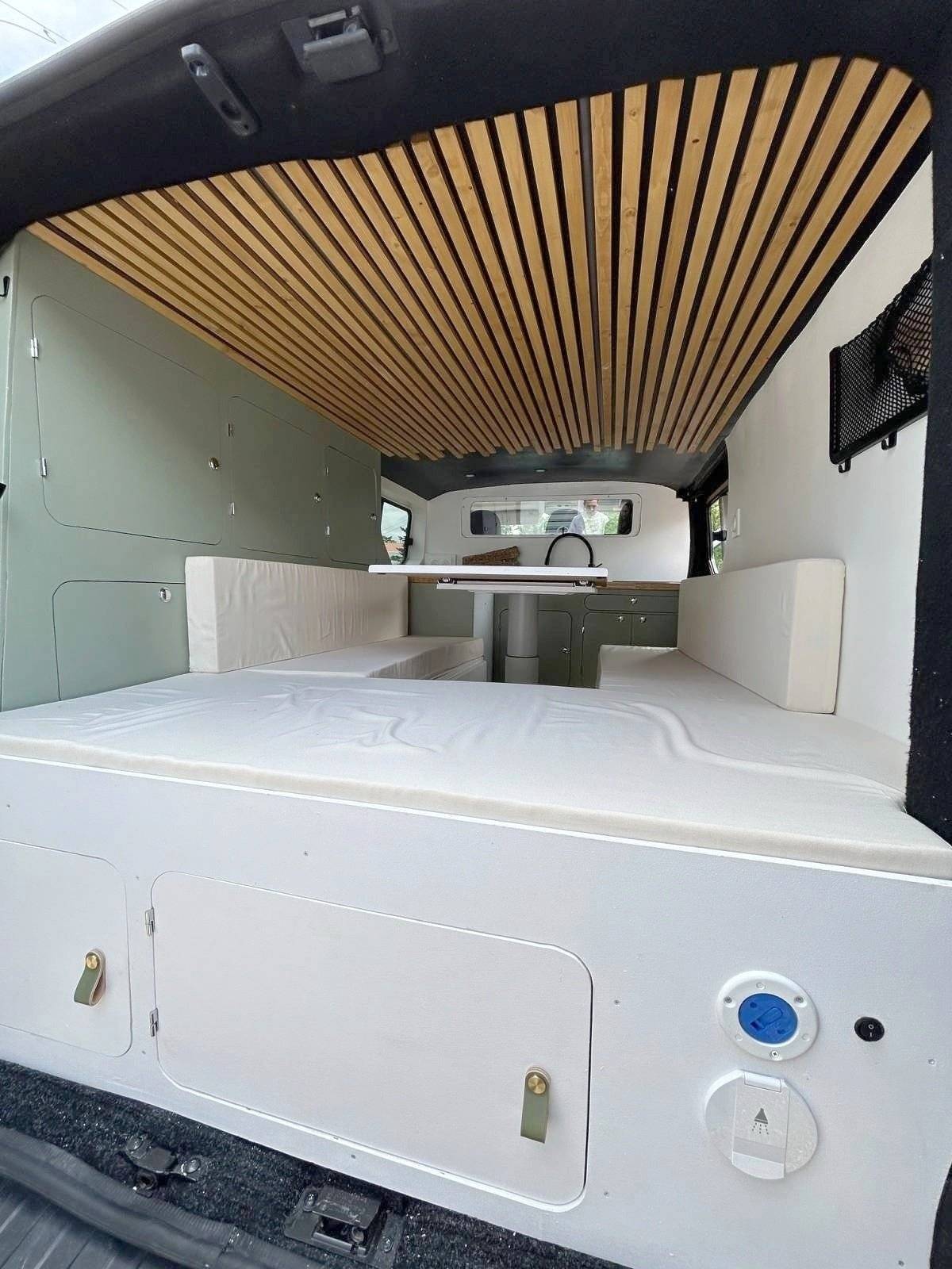 Couchages Renault Renault Trafic - Yescapa