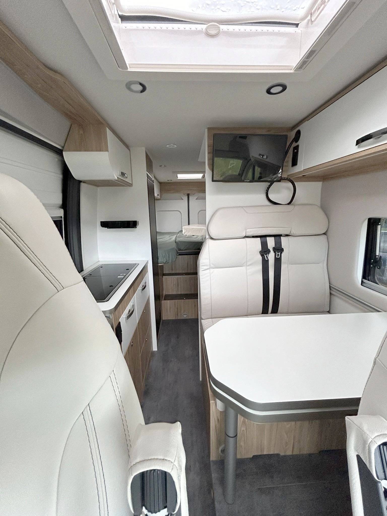 Bavaria K600Xedition