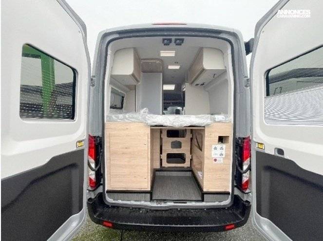 Fourgon aménagé 