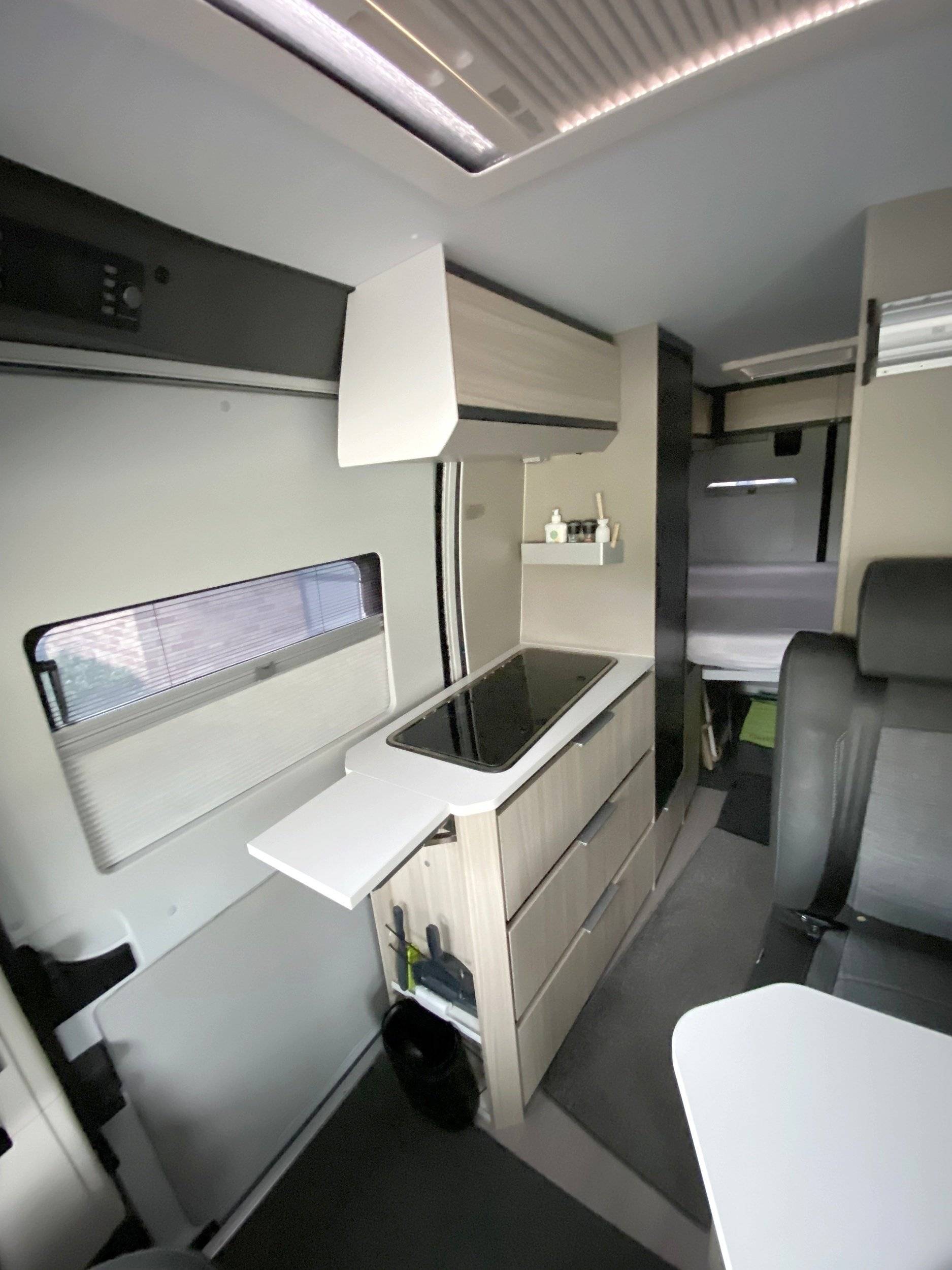 Adria Adria Twin PLUS 600 SPB Family