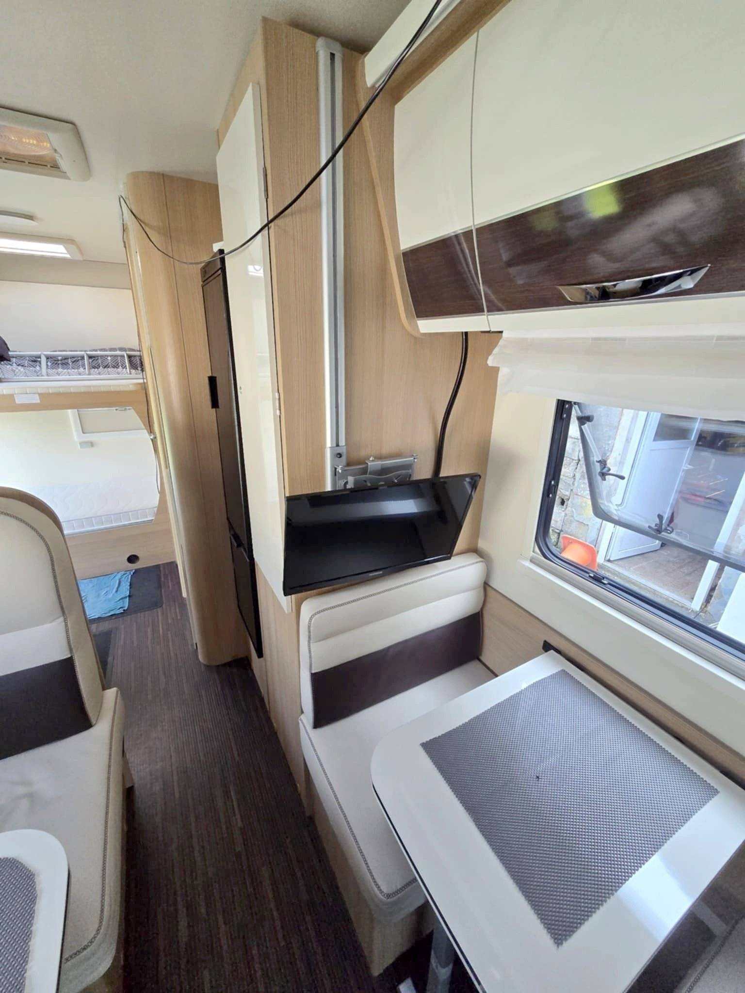 Mclouis Transit 2,0 l 155 ch